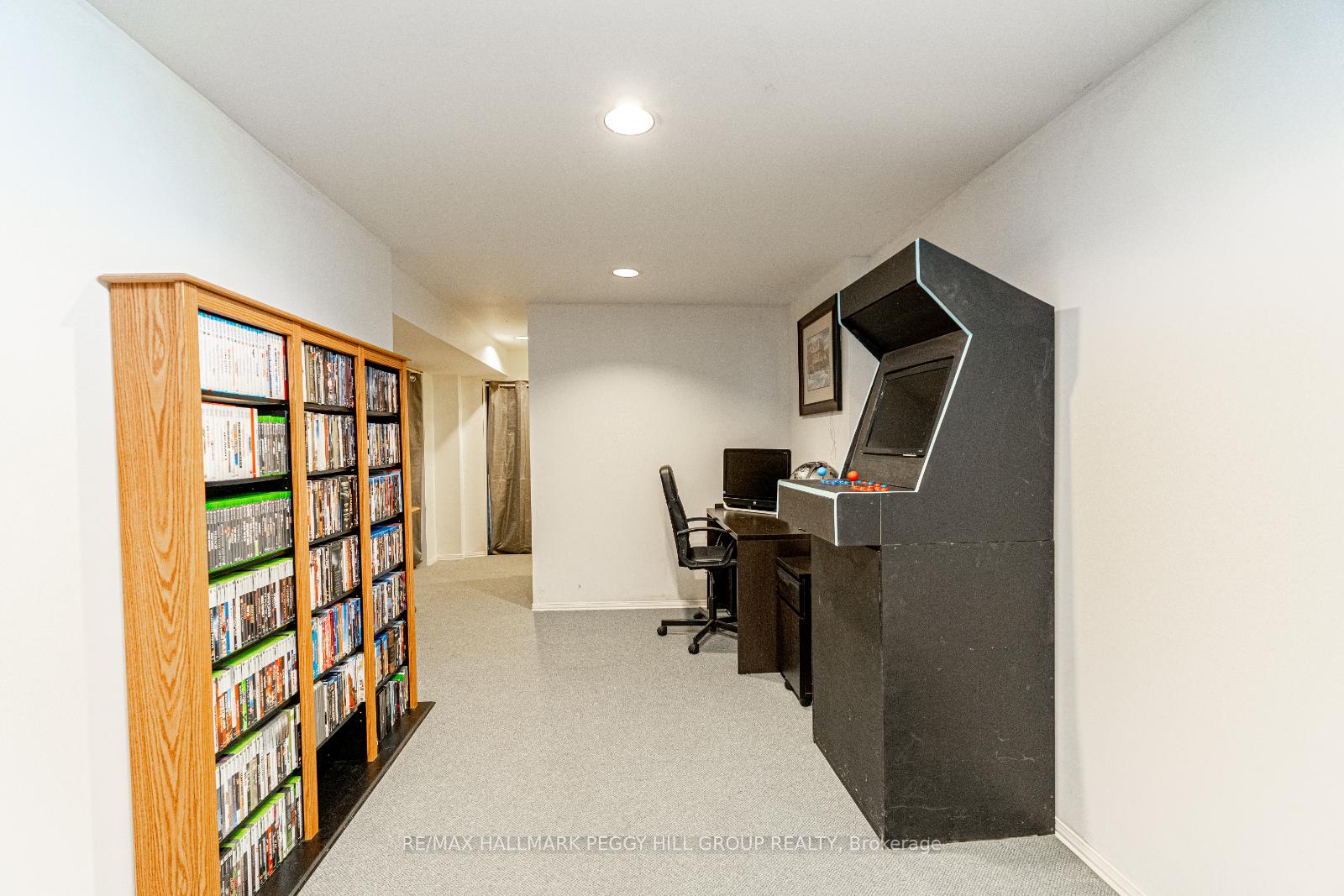 Photo 16 of 21 Cuthbert Street, Barrie, Ardagh — HOMEH