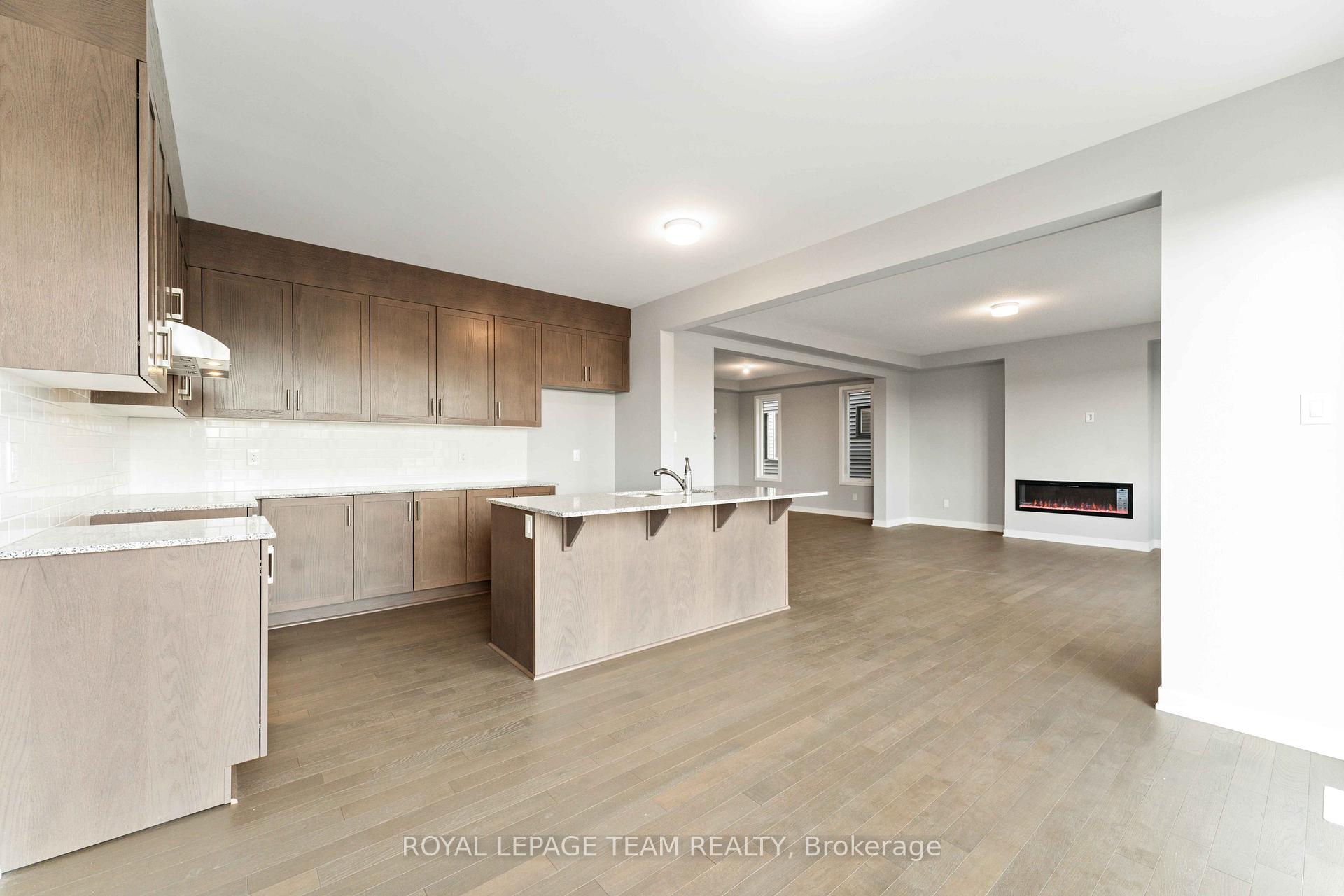 Photo 7 of 667 Fenwick Way E, Ottawa, Barrhaven - Stonebridge — HOMEH