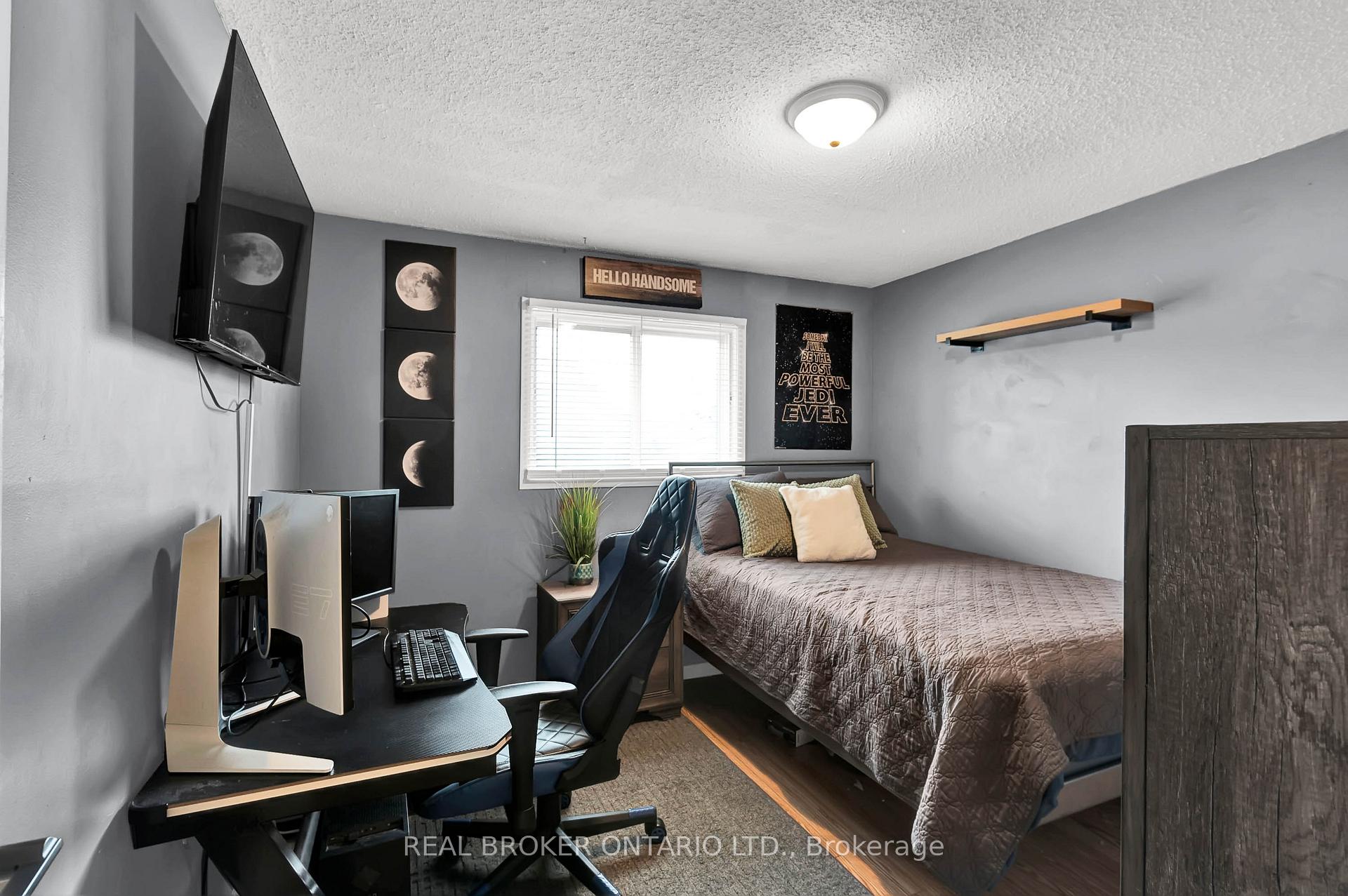 Photo 2 of 1281 Northbrook Street, Oshawa, Centennial — HOMEH