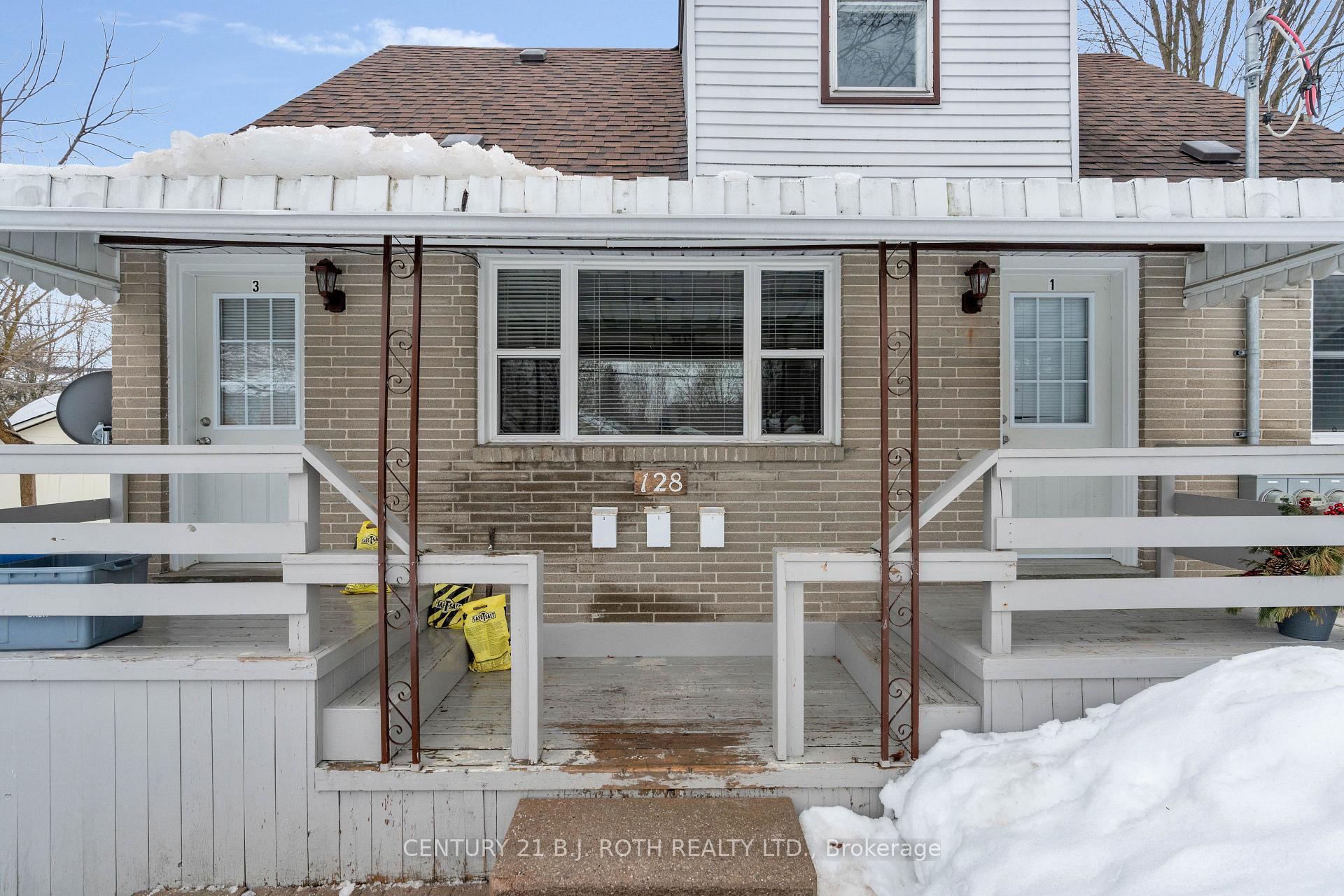 Photo 4 of 128 Berczy Street, Barrie, Codrington — HOMEH