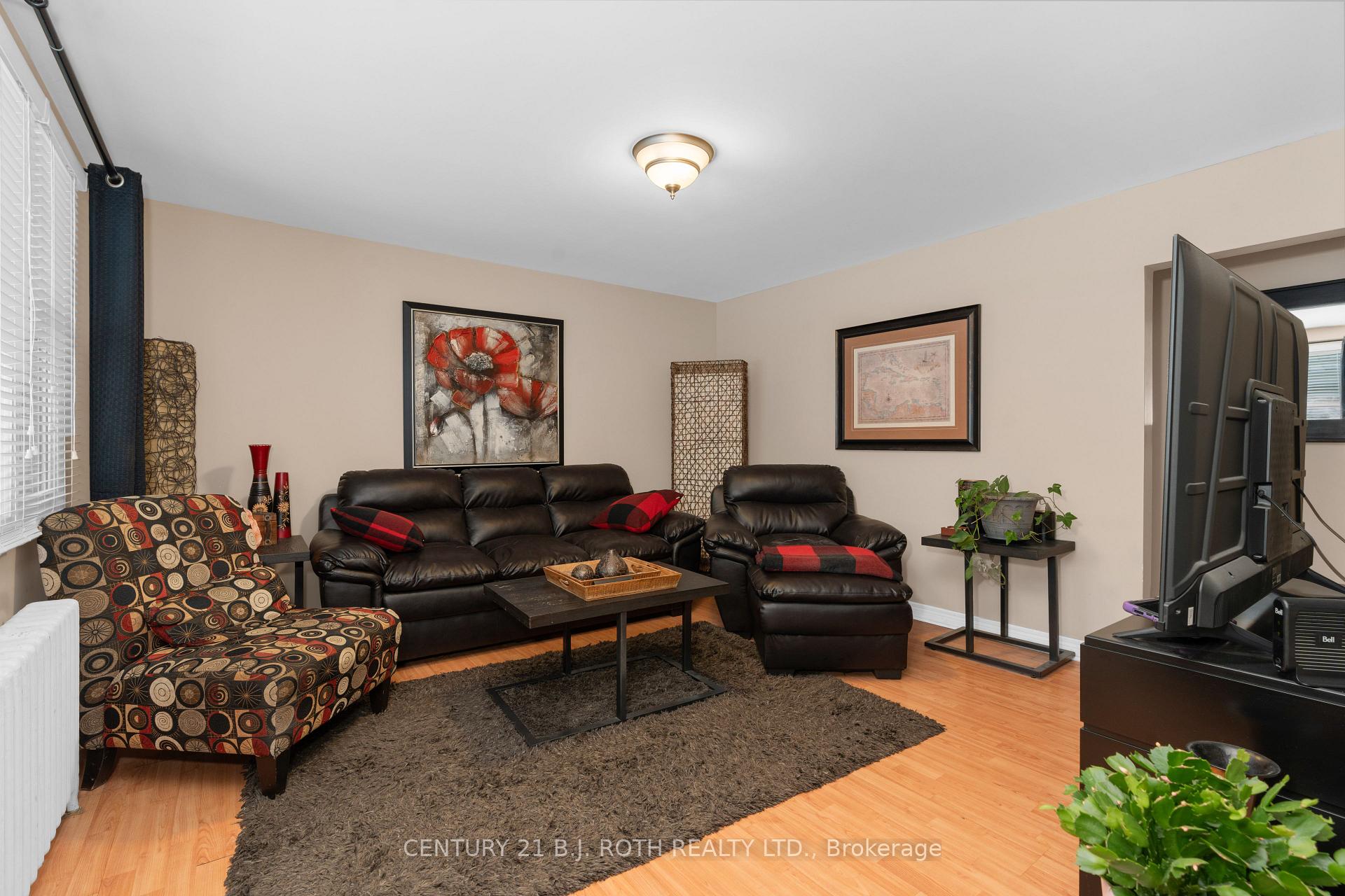 Photo 8 of 128 Berczy Street, Barrie, Codrington — HOMEH