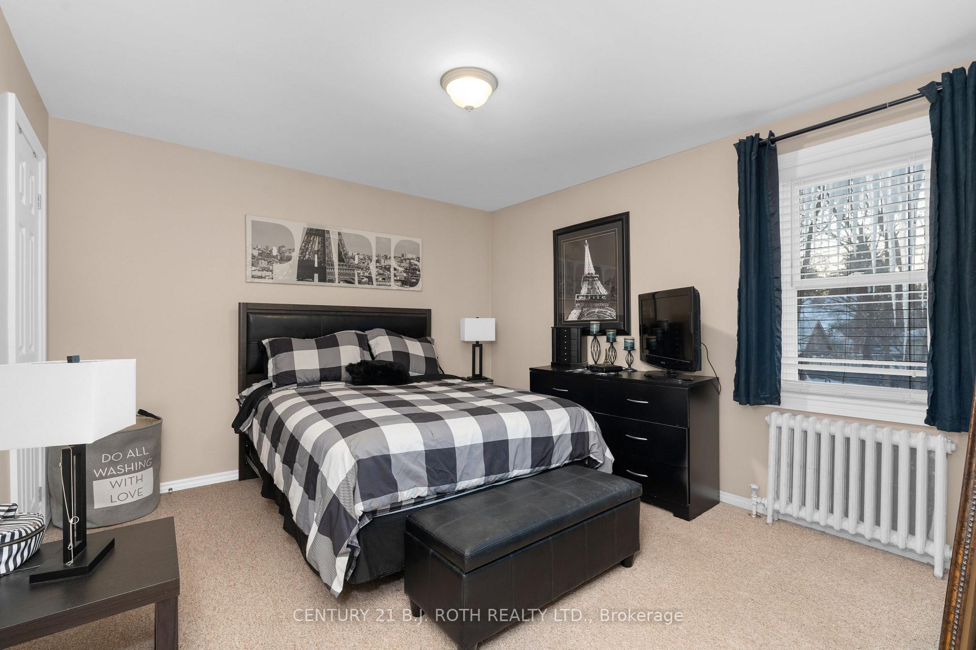Photo 14 of 128 Berczy Street, Barrie, Codrington — HOMEH