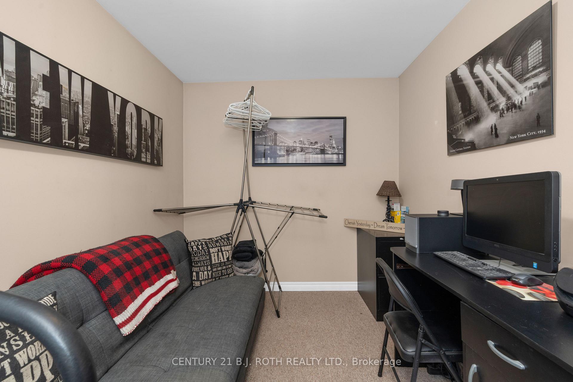 Photo 18 of 128 Berczy Street, Barrie, Codrington — HOMEH