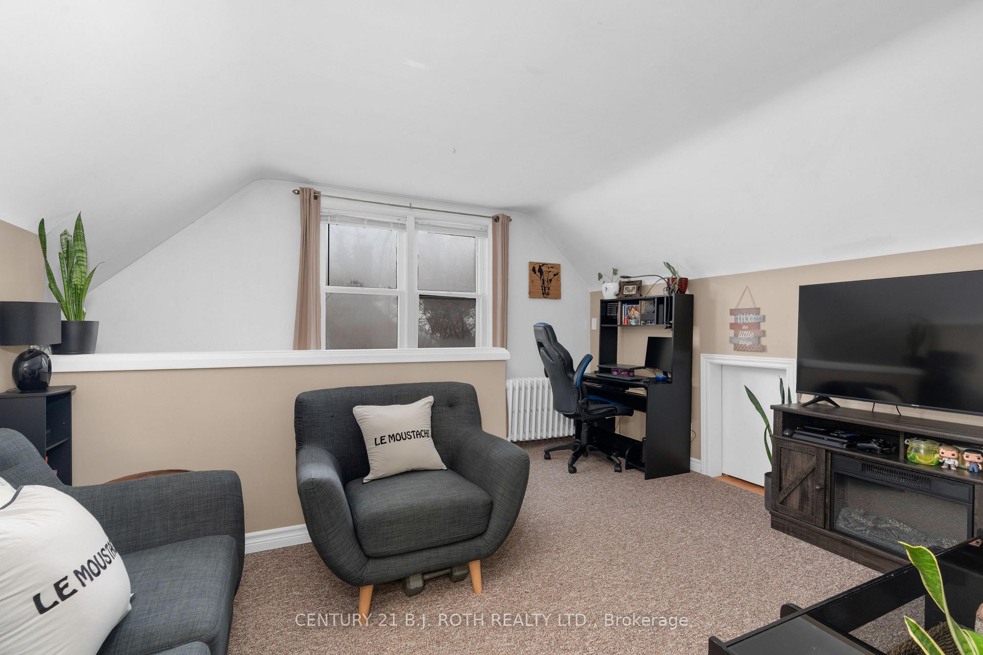 Photo 21 of 128 Berczy Street, Barrie, Codrington — HOMEH