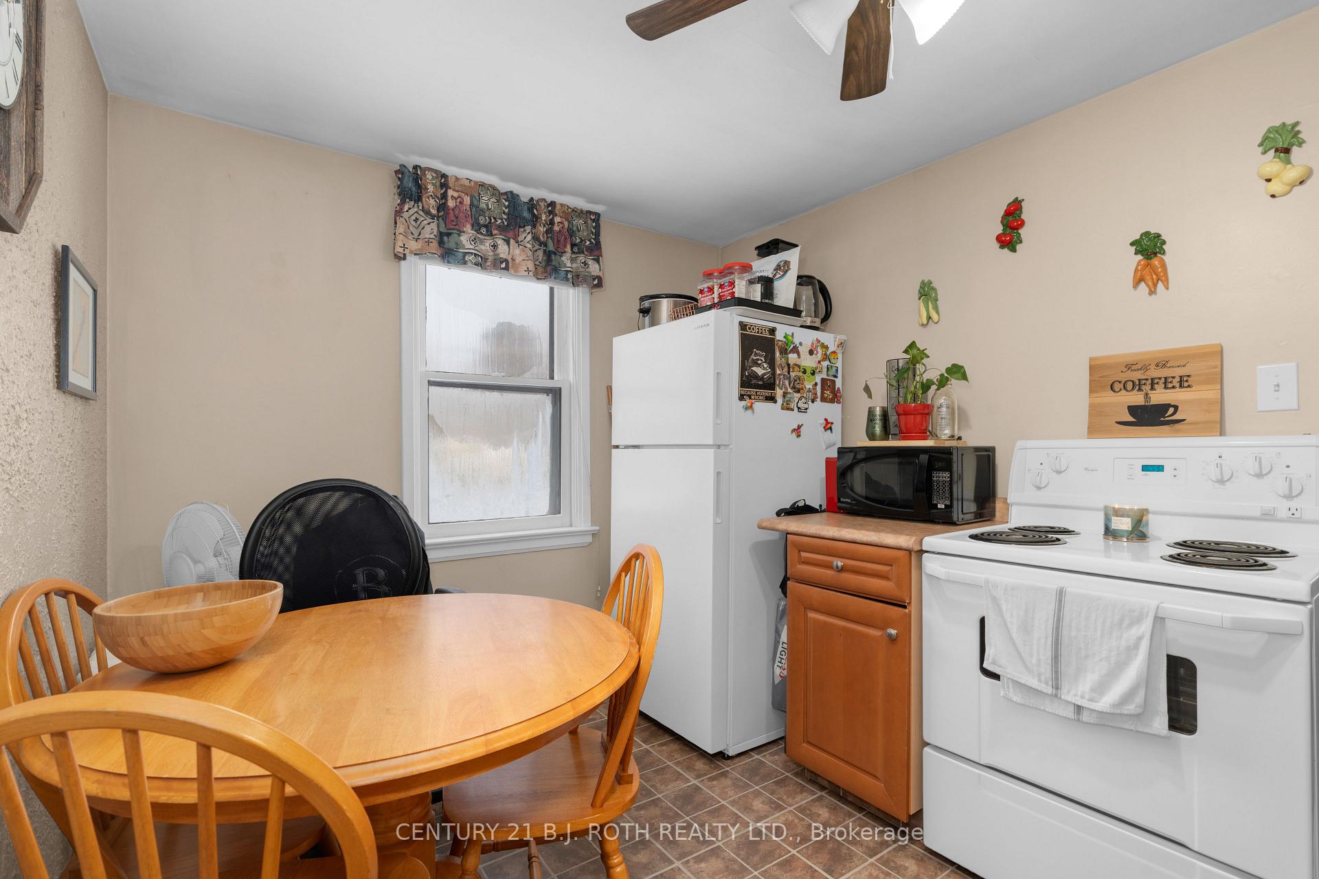Photo 24 of 128 Berczy Street, Barrie, Codrington — HOMEH