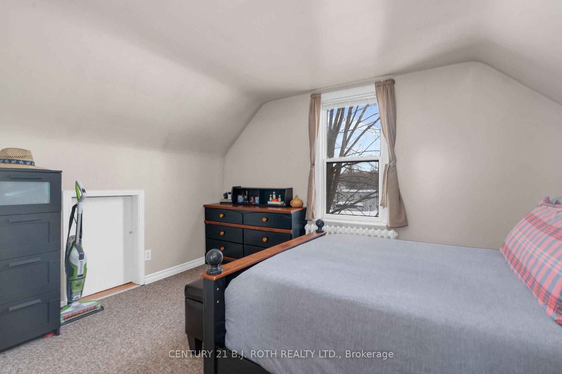 Photo 26 of 128 Berczy Street, Barrie, Codrington — HOMEH