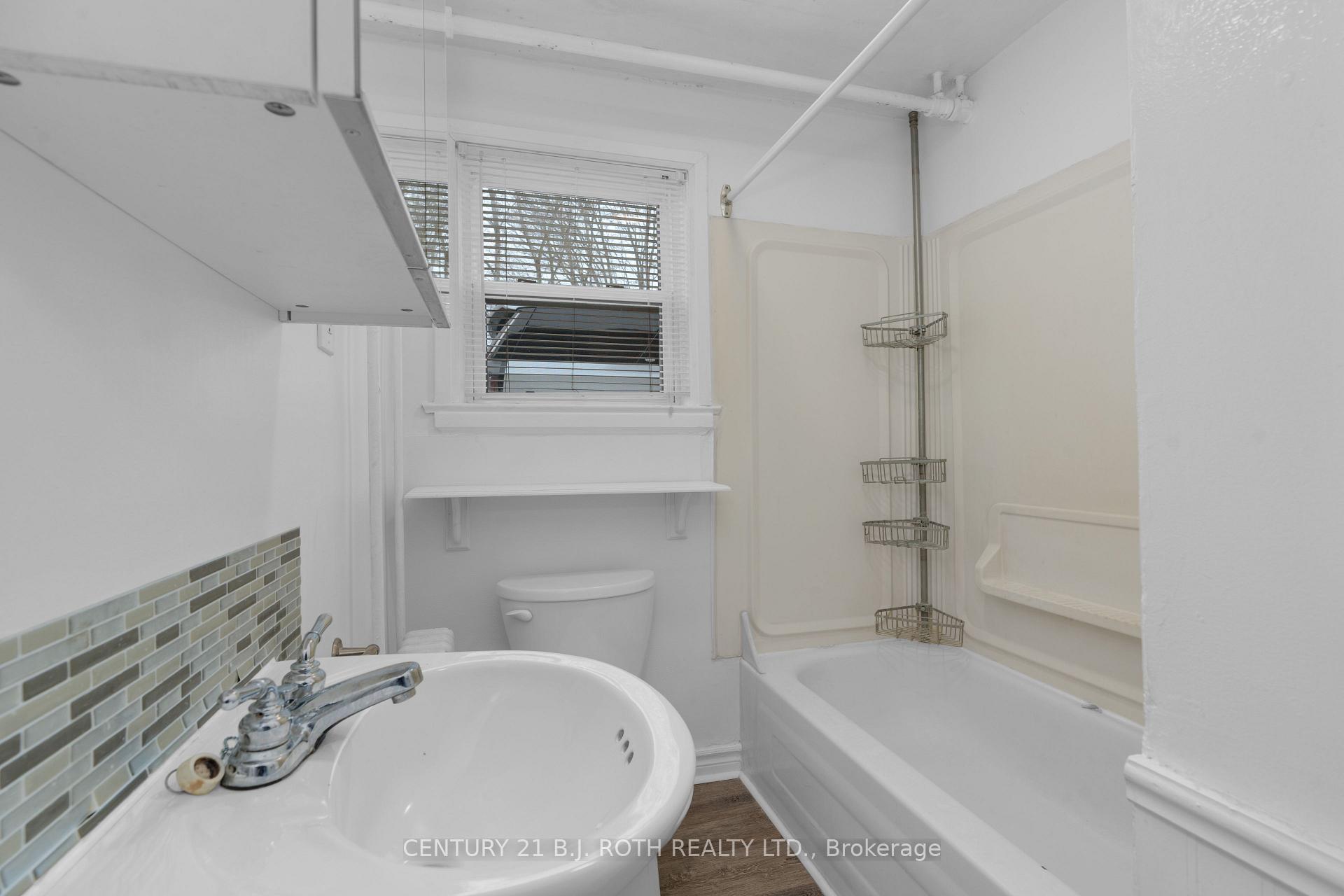 Photo 34 of 128 Berczy Street, Barrie, Codrington — HOMEH