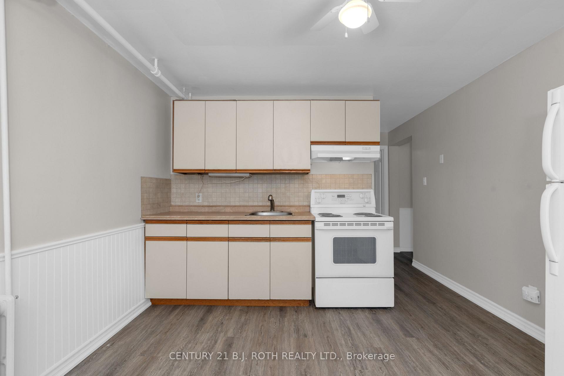 Photo 36 of 128 Berczy Street, Barrie, Codrington — HOMEH