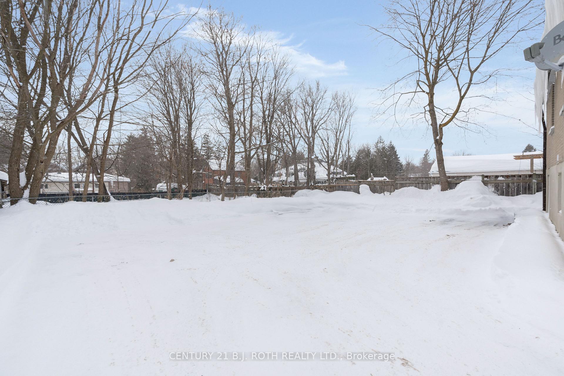 Photo 45 of 128 Berczy Street, Barrie, Codrington — HOMEH