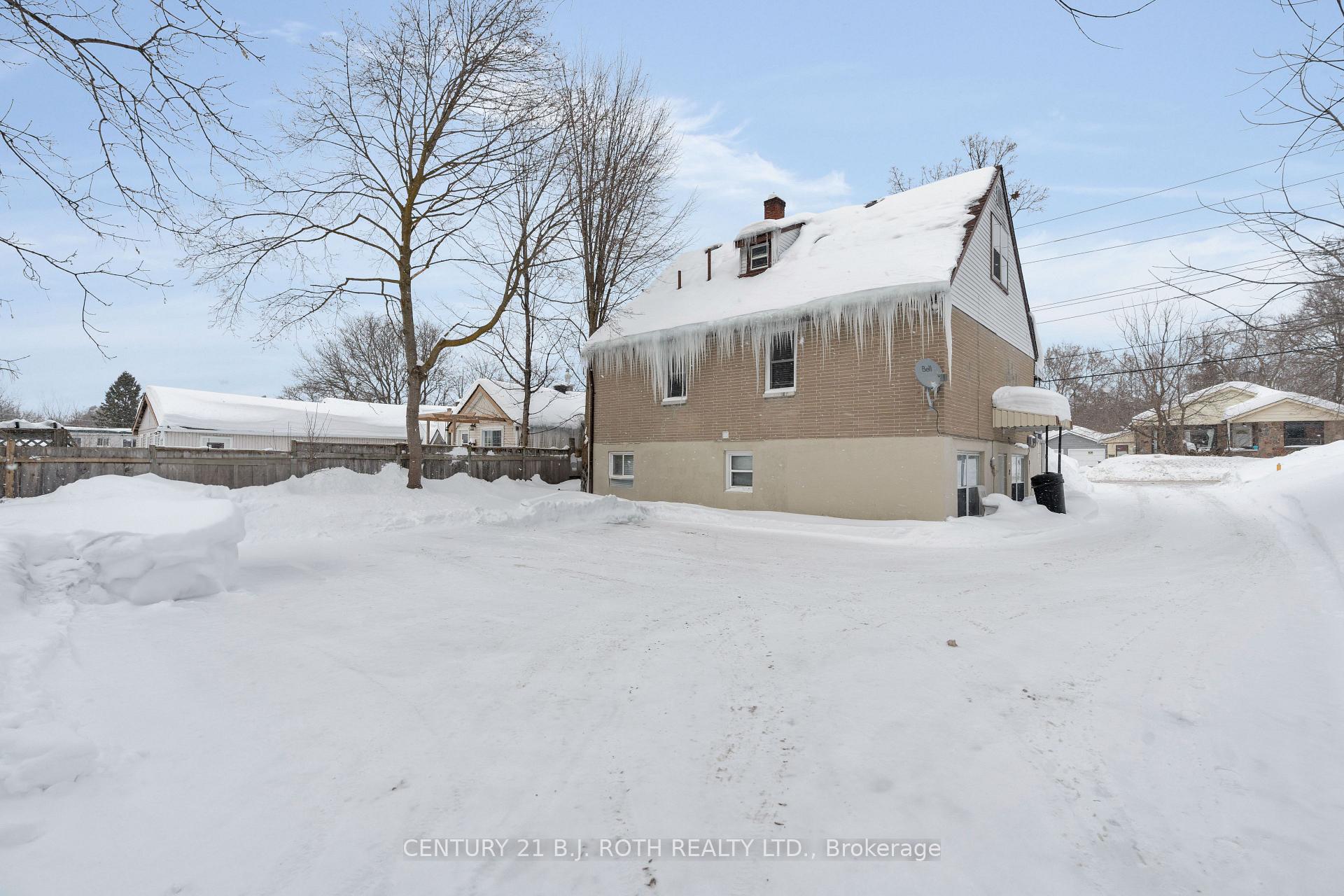 Photo 46 of 128 Berczy Street, Barrie, Codrington — HOMEH