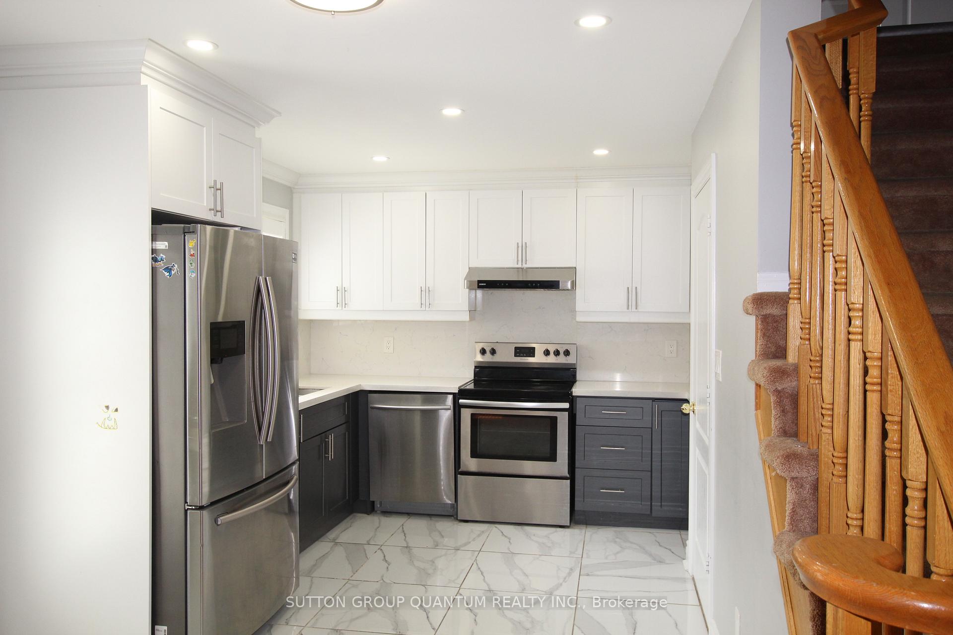 Photo 2 of 51 Springhurst Avenue, Brampton, Fletcher's Meadow — HOMEH