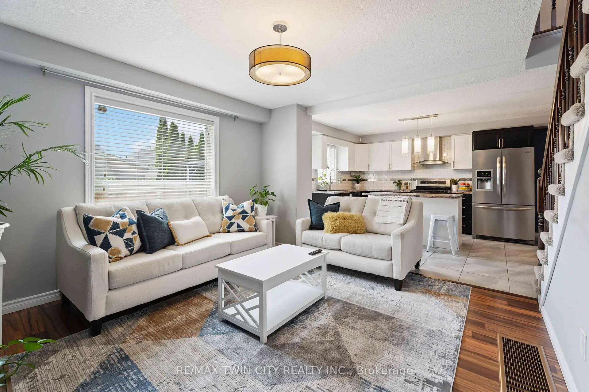 Photo 11 of 12 Avatar Place, Hamilton, Mount Hope — HOMEH