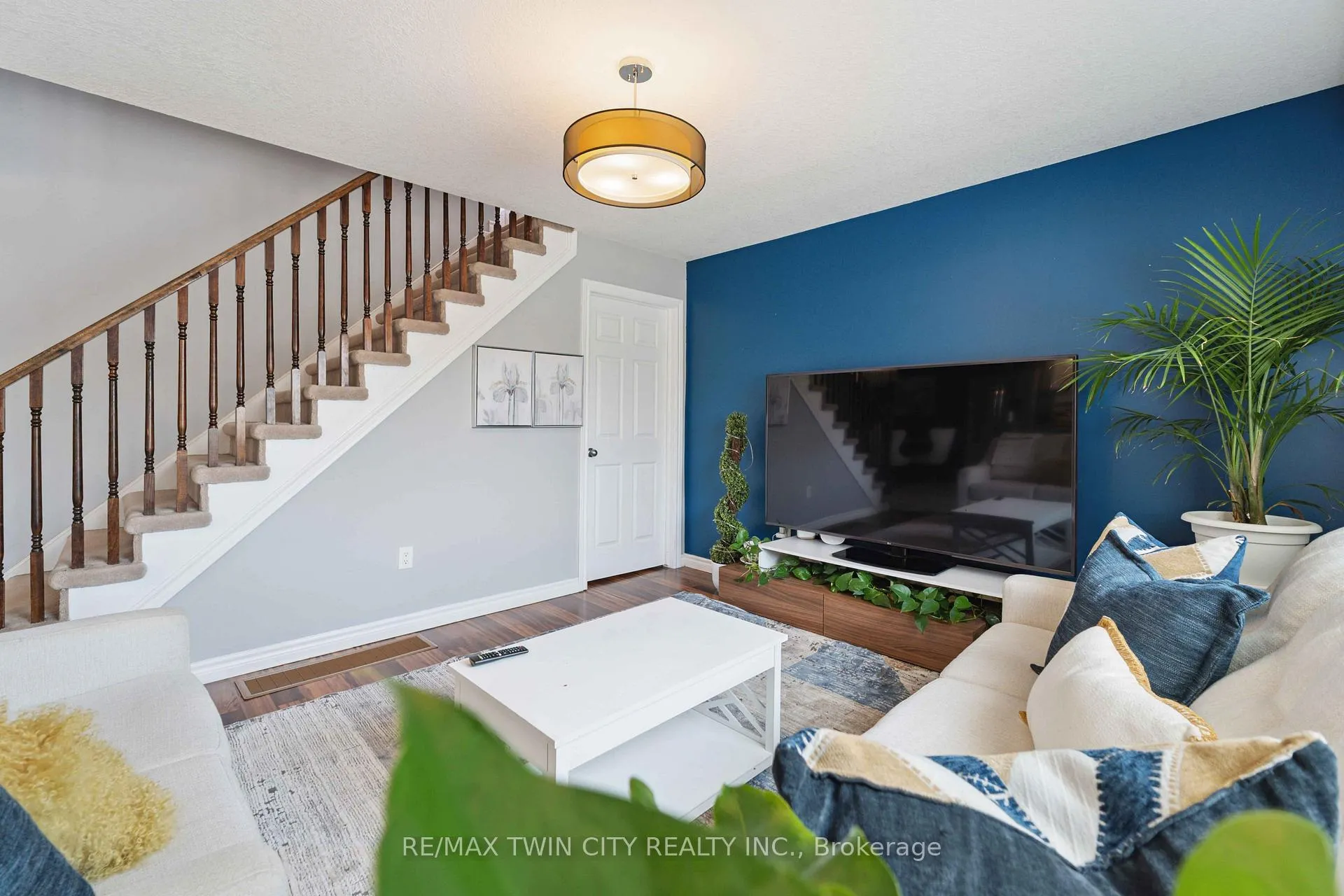 Photo 12 of 12 Avatar Place, Hamilton, Mount Hope — HOMEH