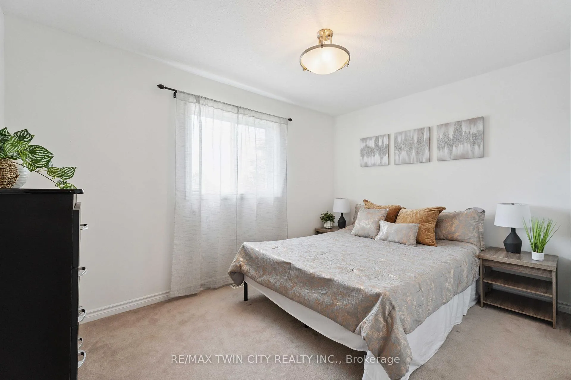 Photo 26 of 12 Avatar Place, Hamilton, Mount Hope — HOMEH