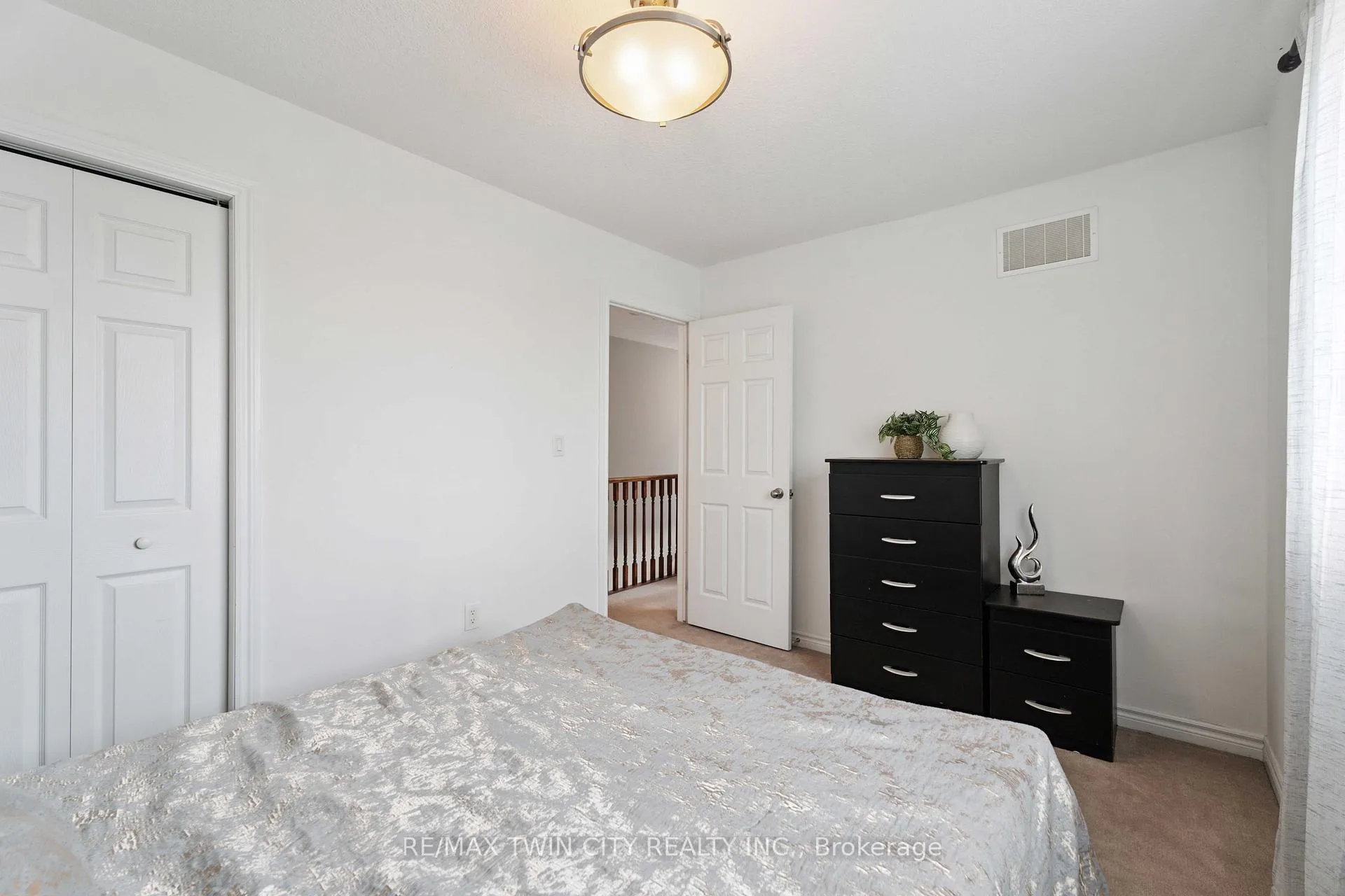 Photo 27 of 12 Avatar Place, Hamilton, Mount Hope — HOMEH