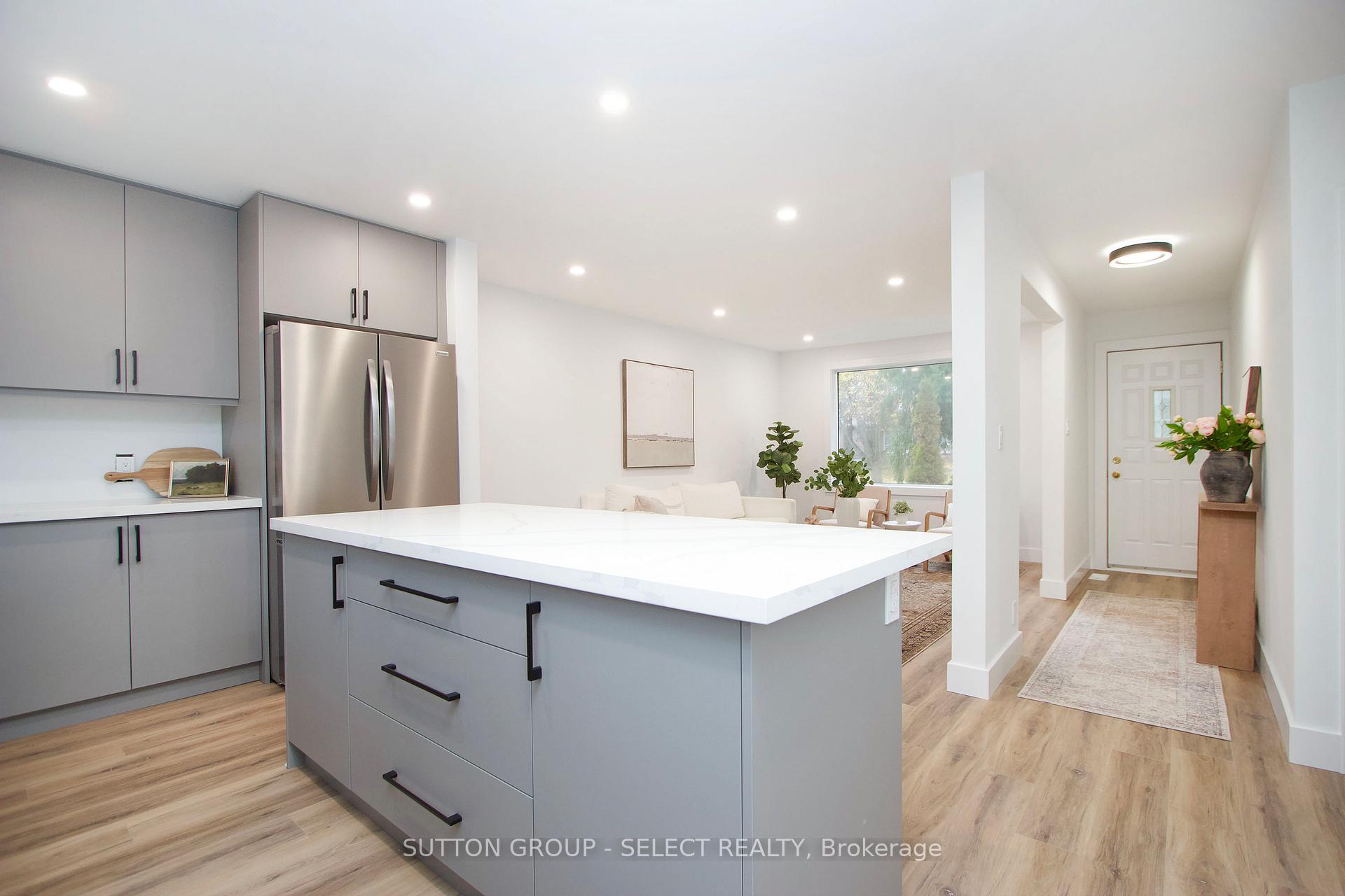 Photo 12 of 541 Monteith Avenue, Oshawa, Lakeview — HOMEH