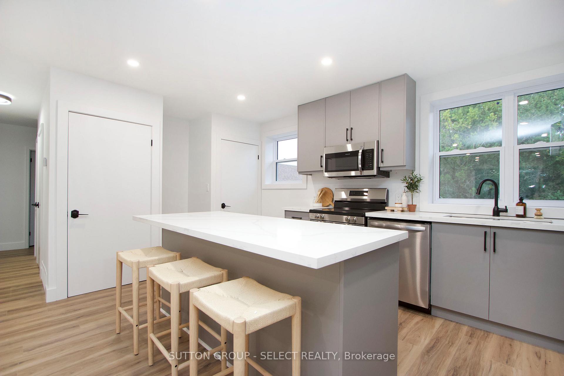 Photo 15 of 541 Monteith Avenue, Oshawa, Lakeview — HOMEH