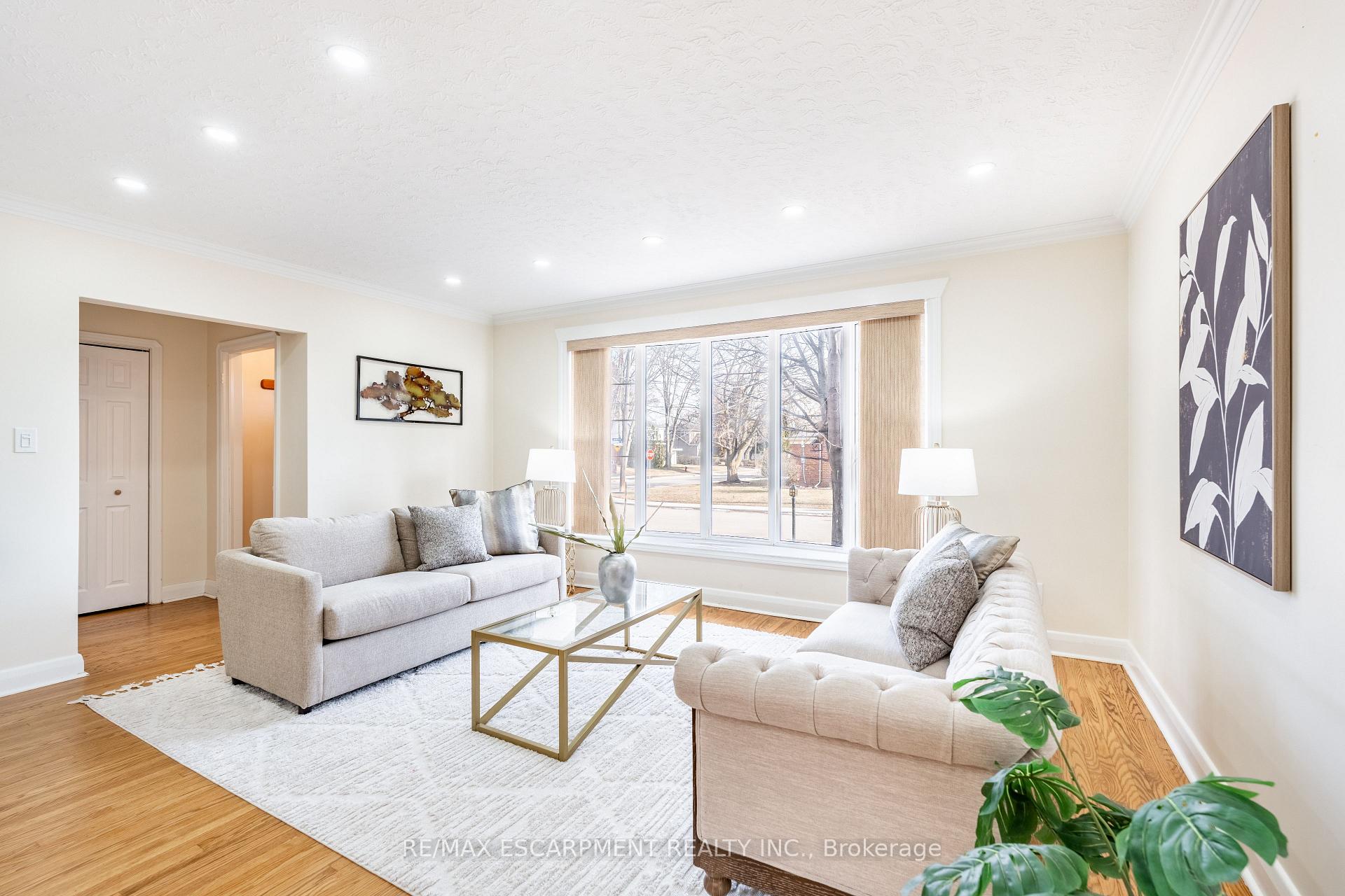 Photo 6 of 2305 Wagner Crescent, Burlington, Brant — HOMEH
