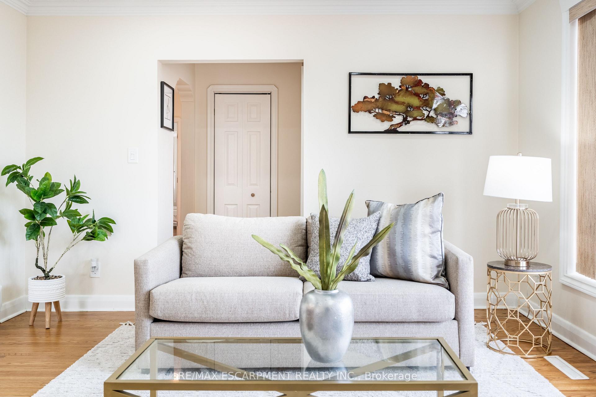 Photo 9 of 2305 Wagner Crescent, Burlington, Brant — HOMEH