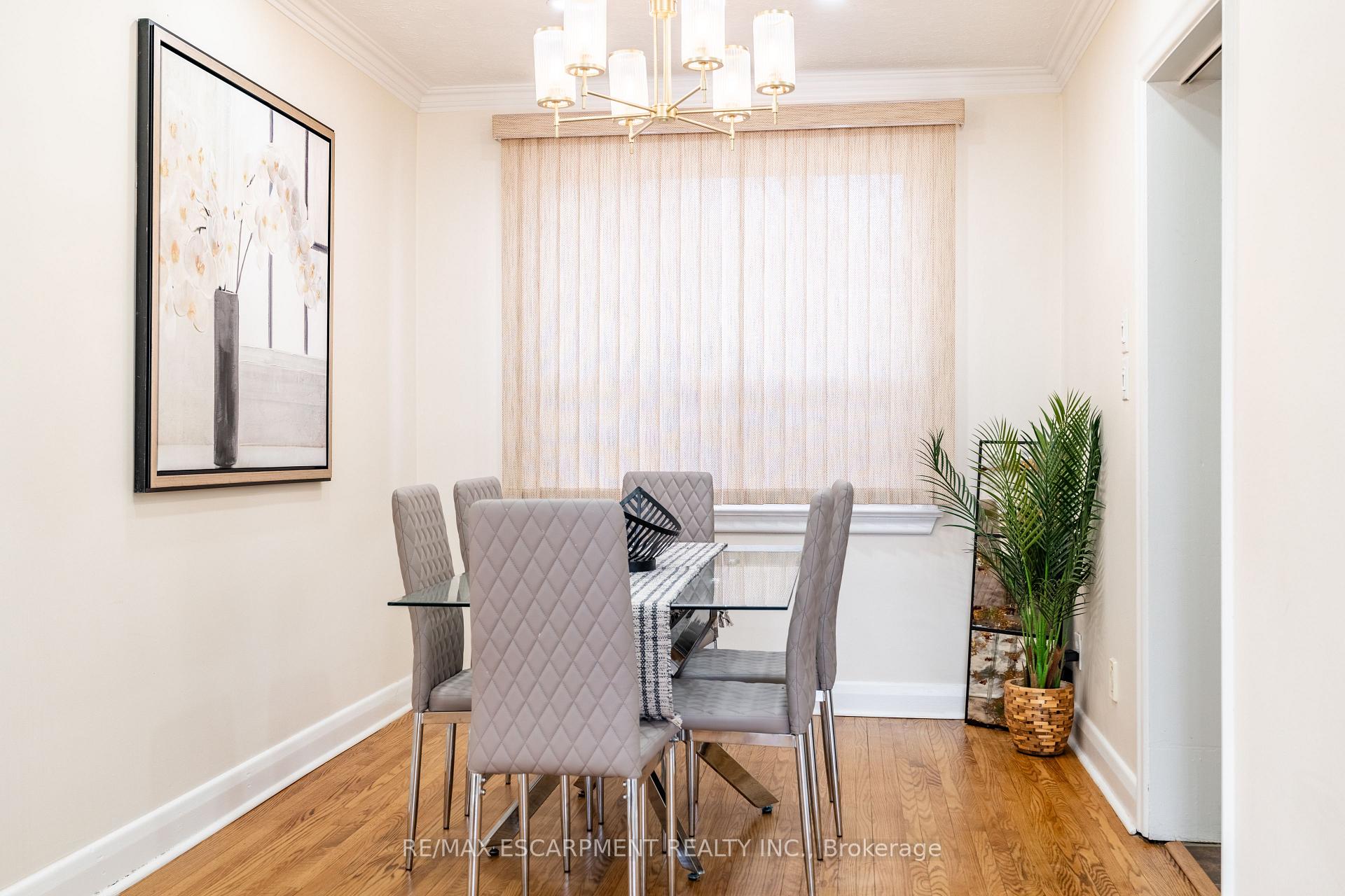Photo 12 of 2305 Wagner Crescent, Burlington, Brant — HOMEH