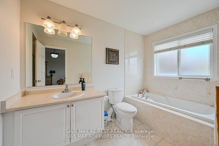 Photo 14 of 21 Riverplace Crescent, Brampton, Bram East — HOMEH
