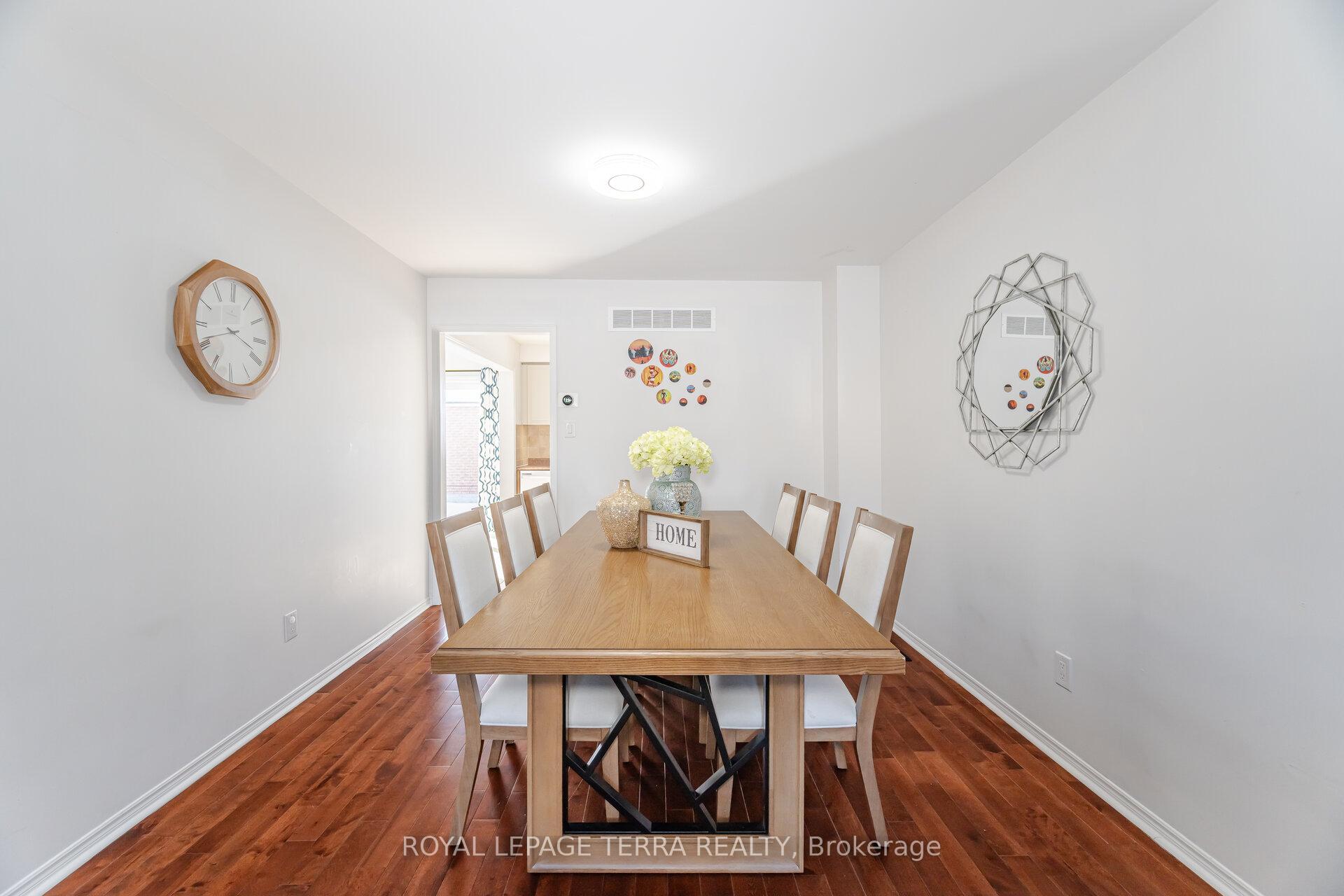 Photo 9 of 57 Carruthers Crescent, Barrie, Grove East — HOMEH