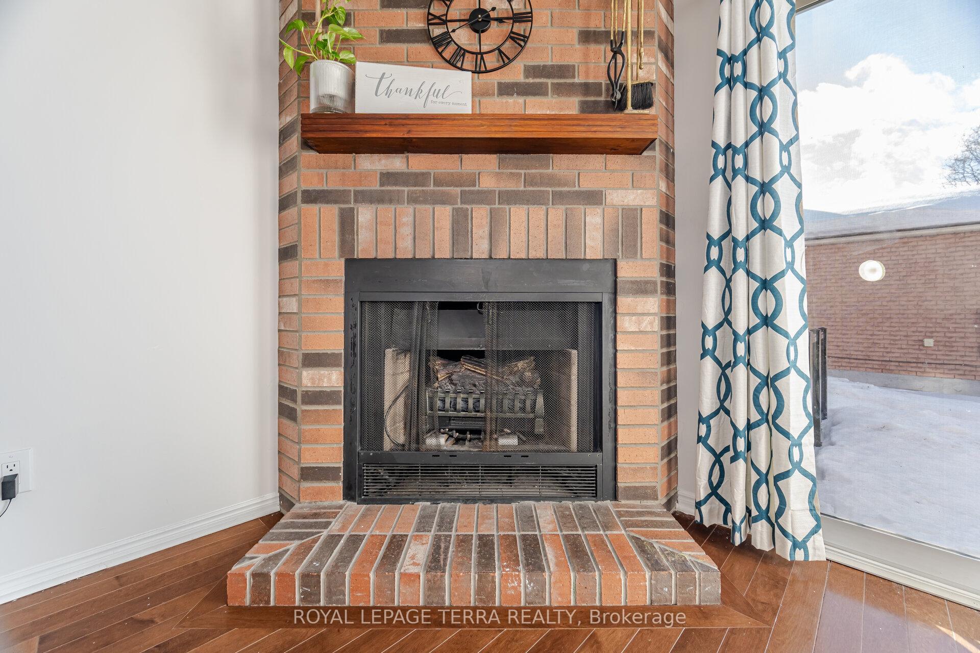 Photo 14 of 57 Carruthers Crescent, Barrie, Grove East — HOMEH