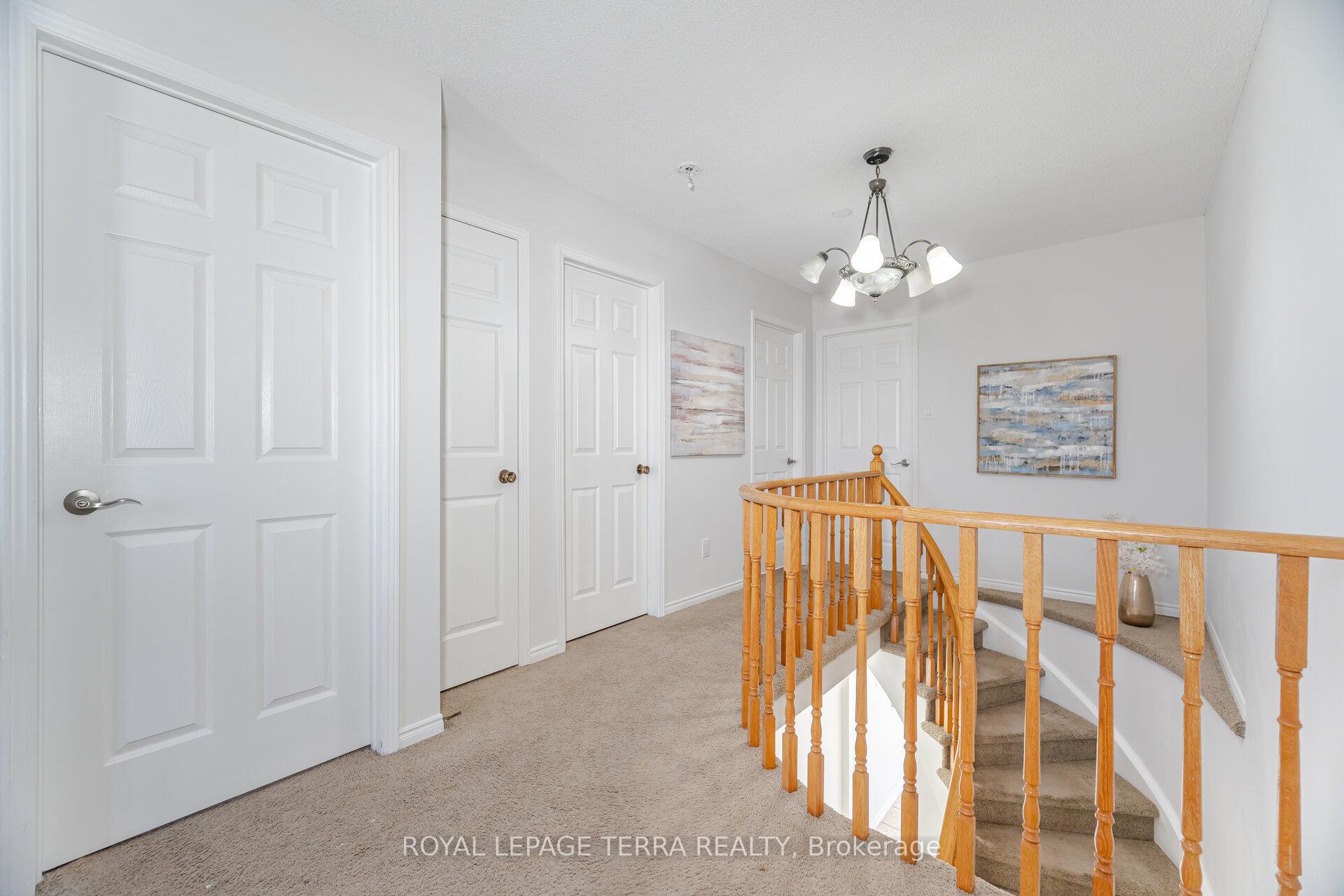 Photo 19 of 57 Carruthers Crescent, Barrie, Grove East — HOMEH
