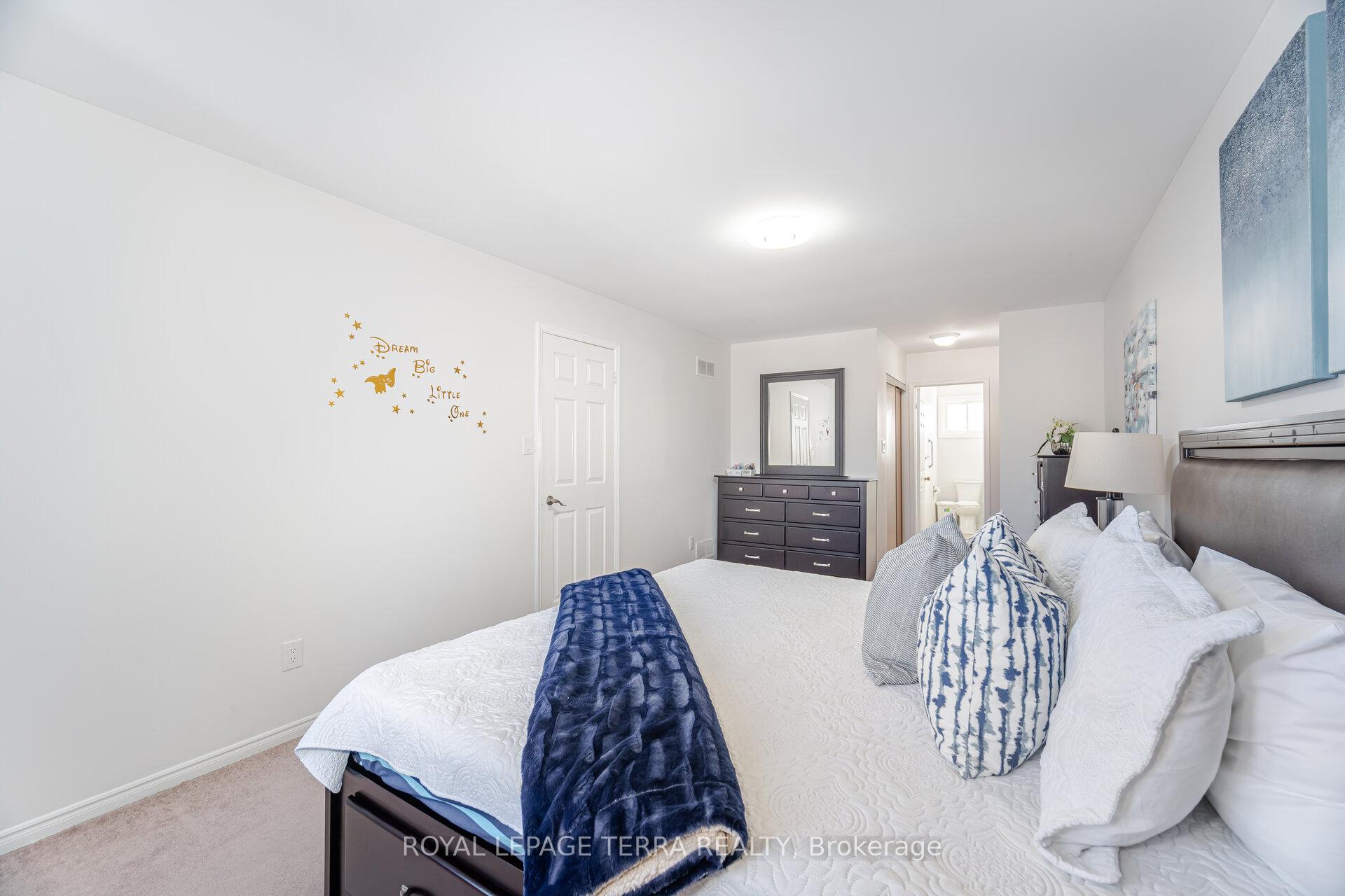 Photo 22 of 57 Carruthers Crescent, Barrie, Grove East — HOMEH