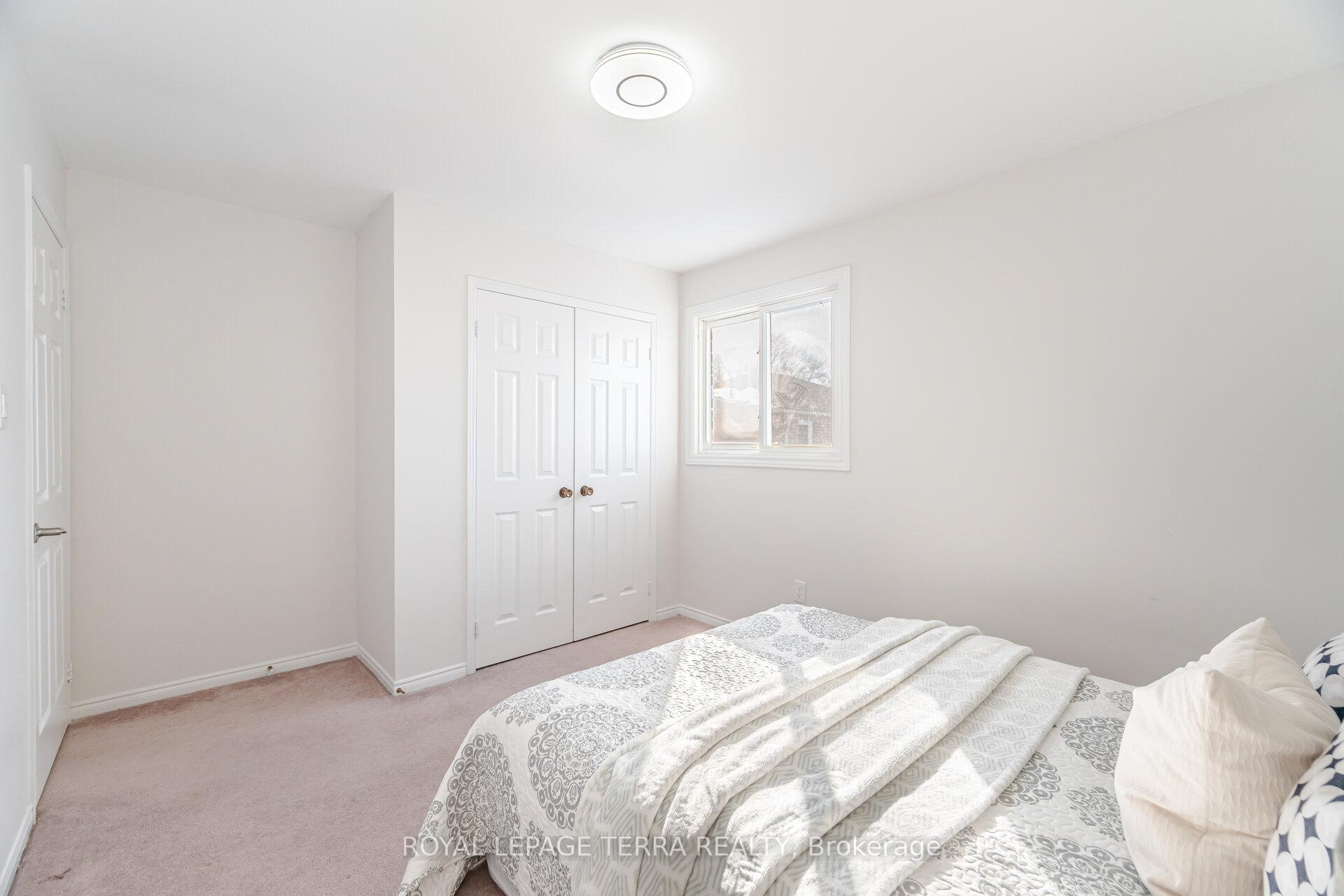 Photo 26 of 57 Carruthers Crescent, Barrie, Grove East — HOMEH