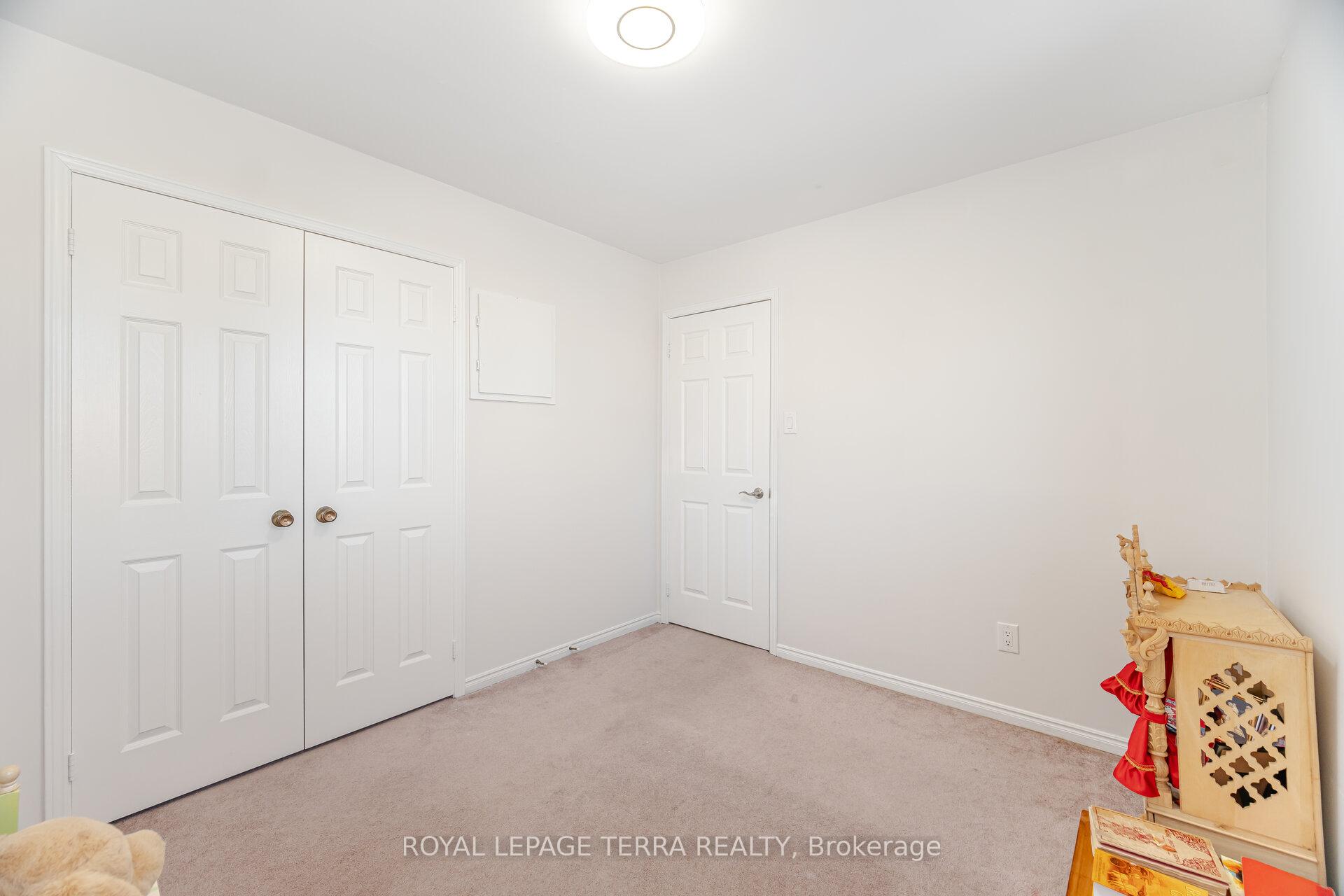 Photo 30 of 57 Carruthers Crescent, Barrie, Grove East — HOMEH