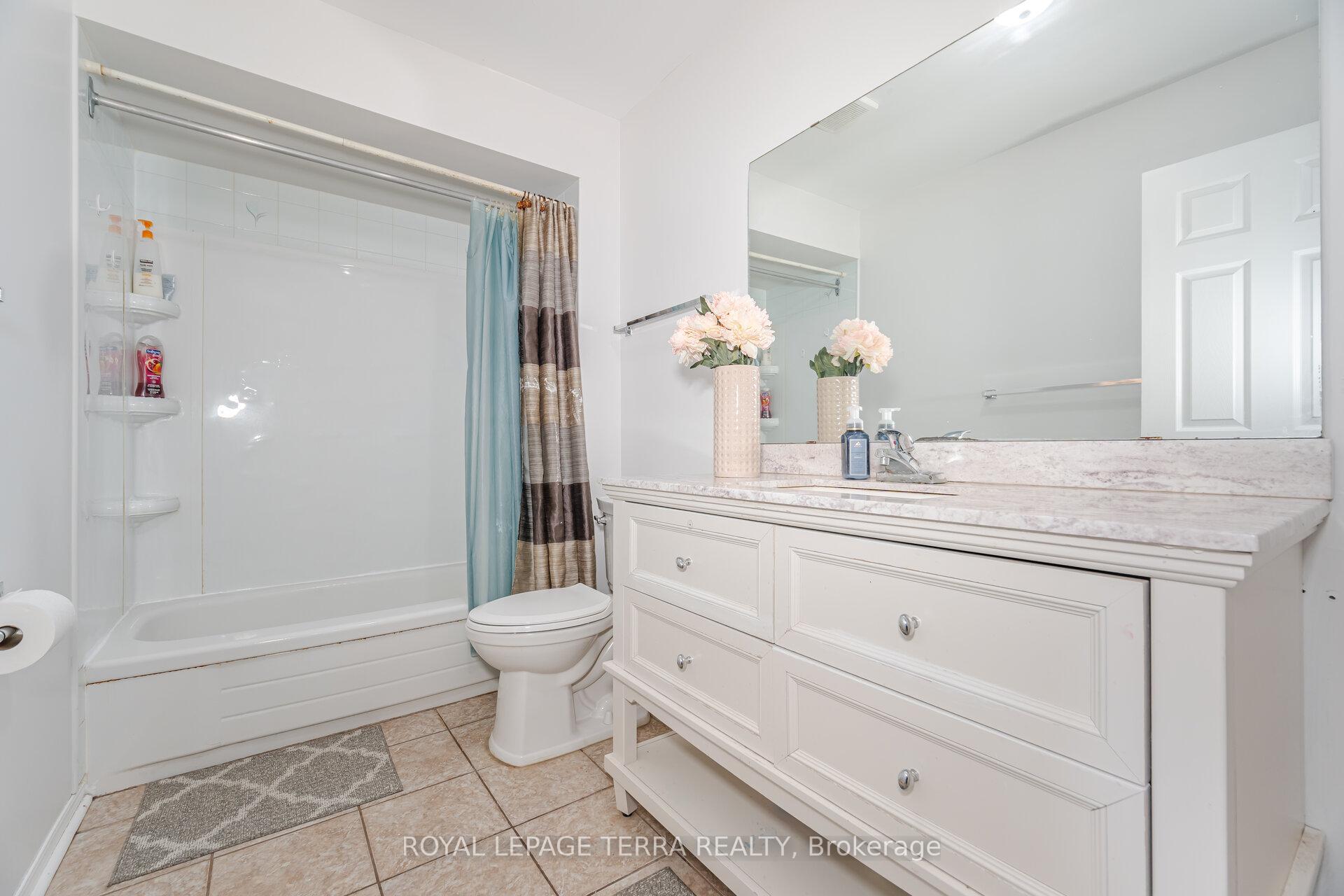 Photo 31 of 57 Carruthers Crescent, Barrie, Grove East — HOMEH