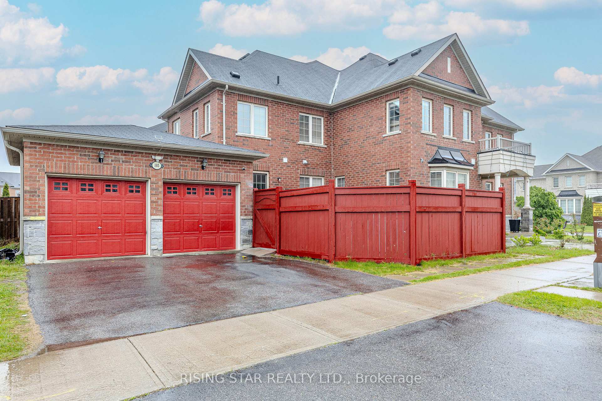 Photo 14 of 105 Naperton Drive, Brampton, Sandringham-Wellington — HOMEH