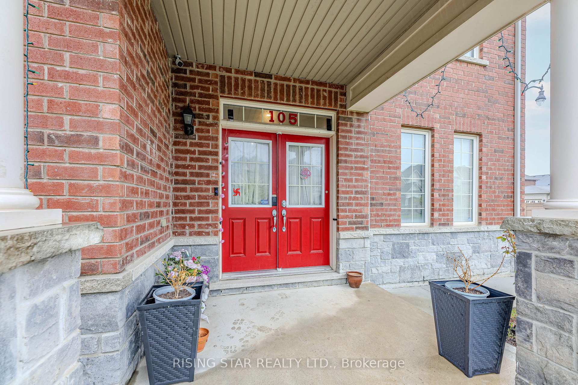 Photo 6 of 105 Naperton Drive, Brampton, Sandringham-Wellington — HOMEH