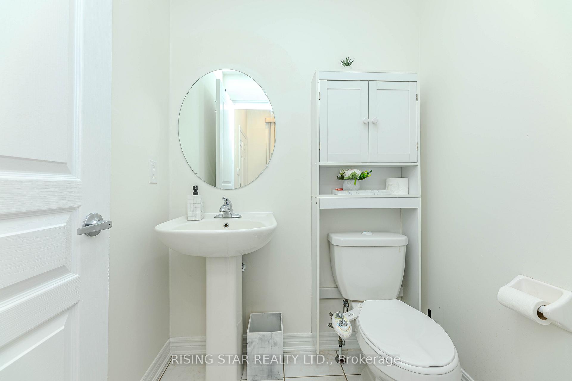 Photo 7 of 105 Naperton Drive, Brampton, Sandringham-Wellington — HOMEH