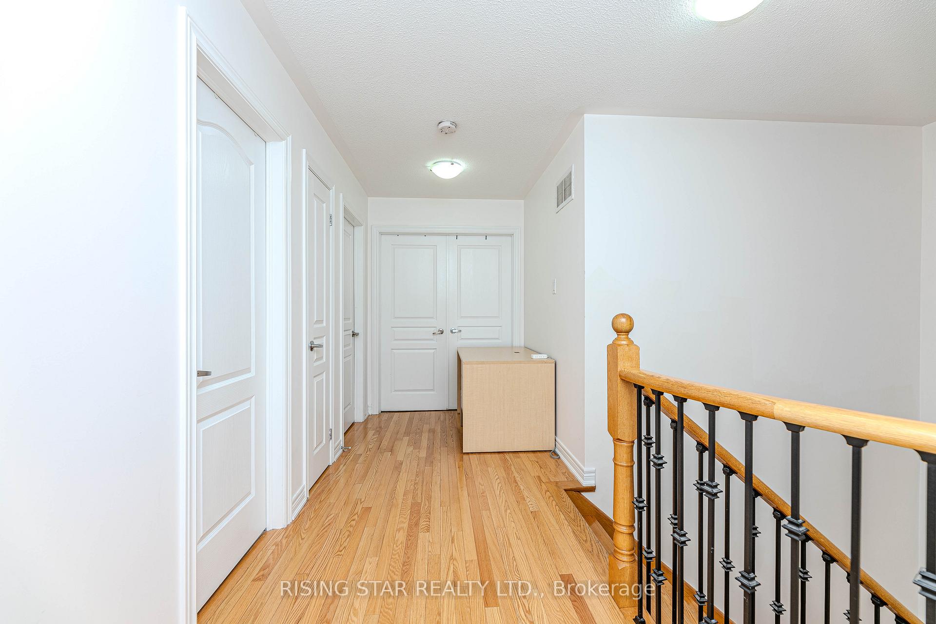 Photo 22 of 105 Naperton Drive, Brampton, Sandringham-Wellington — HOMEH
