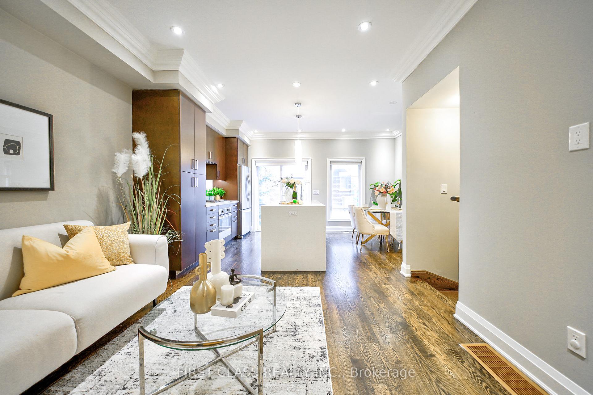 Photo 16 of 16 Dunton Lane, Richmond Hill, Bayview Hill — HOMEH