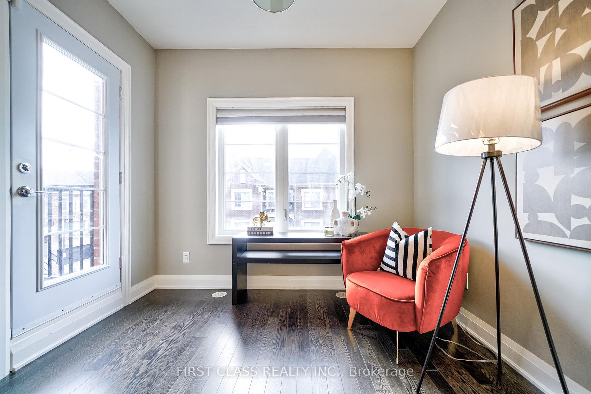 Photo 24 of 16 Dunton Lane, Richmond Hill, Bayview Hill — HOMEH