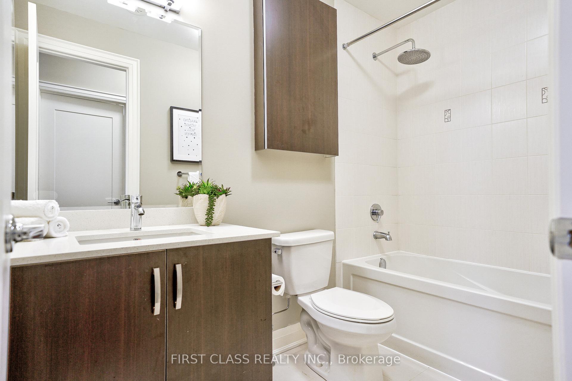 Photo 27 of 16 Dunton Lane, Richmond Hill, Bayview Hill — HOMEH