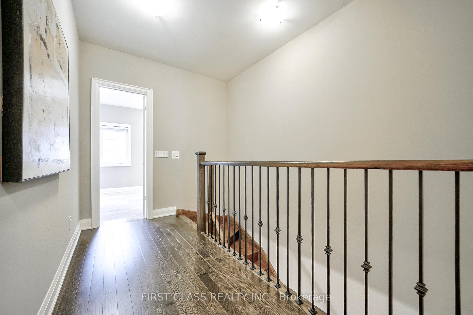 Photo 33 of 16 Dunton Lane, Richmond Hill, Bayview Hill — HOMEH