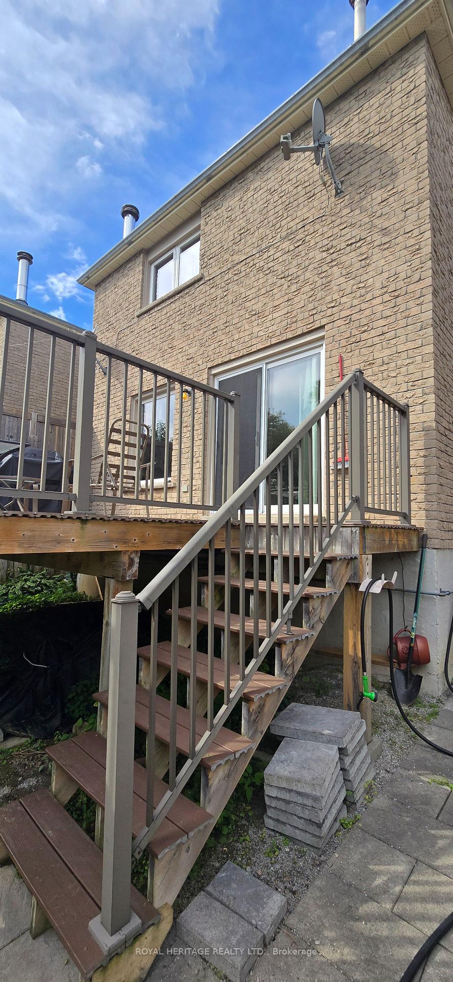 Photo 15 of 68 Cluett Drive, Ajax, South East — HOMEH