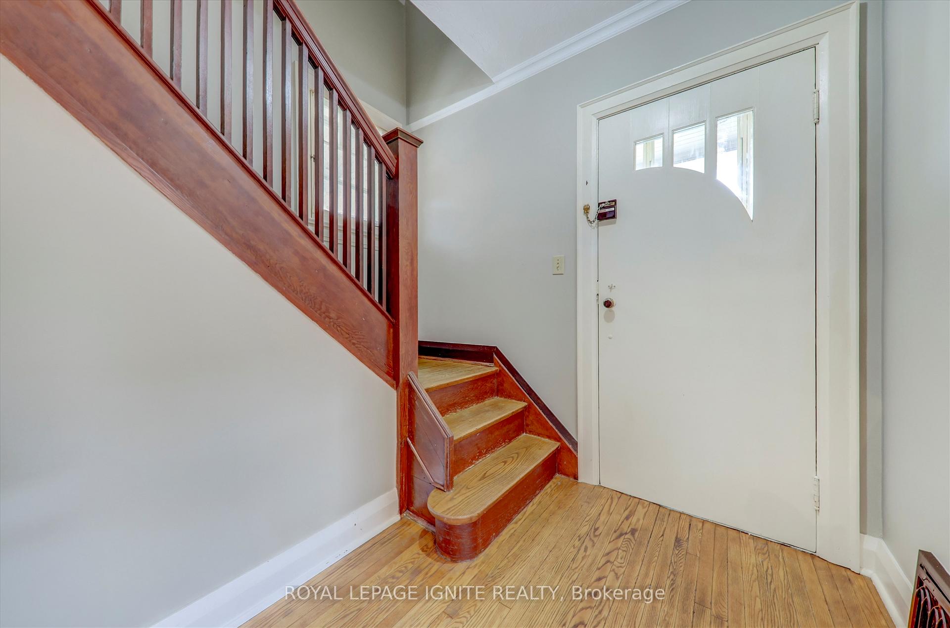 Photo 6 of 707 King Street W, Oshawa, Vanier — HOMEH