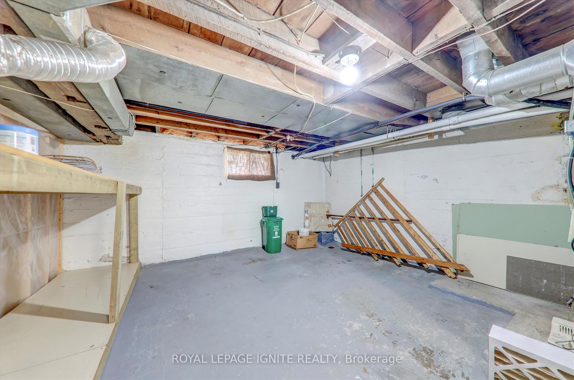 Photo 27 of 707 King Street W, Oshawa, Vanier — HOMEH