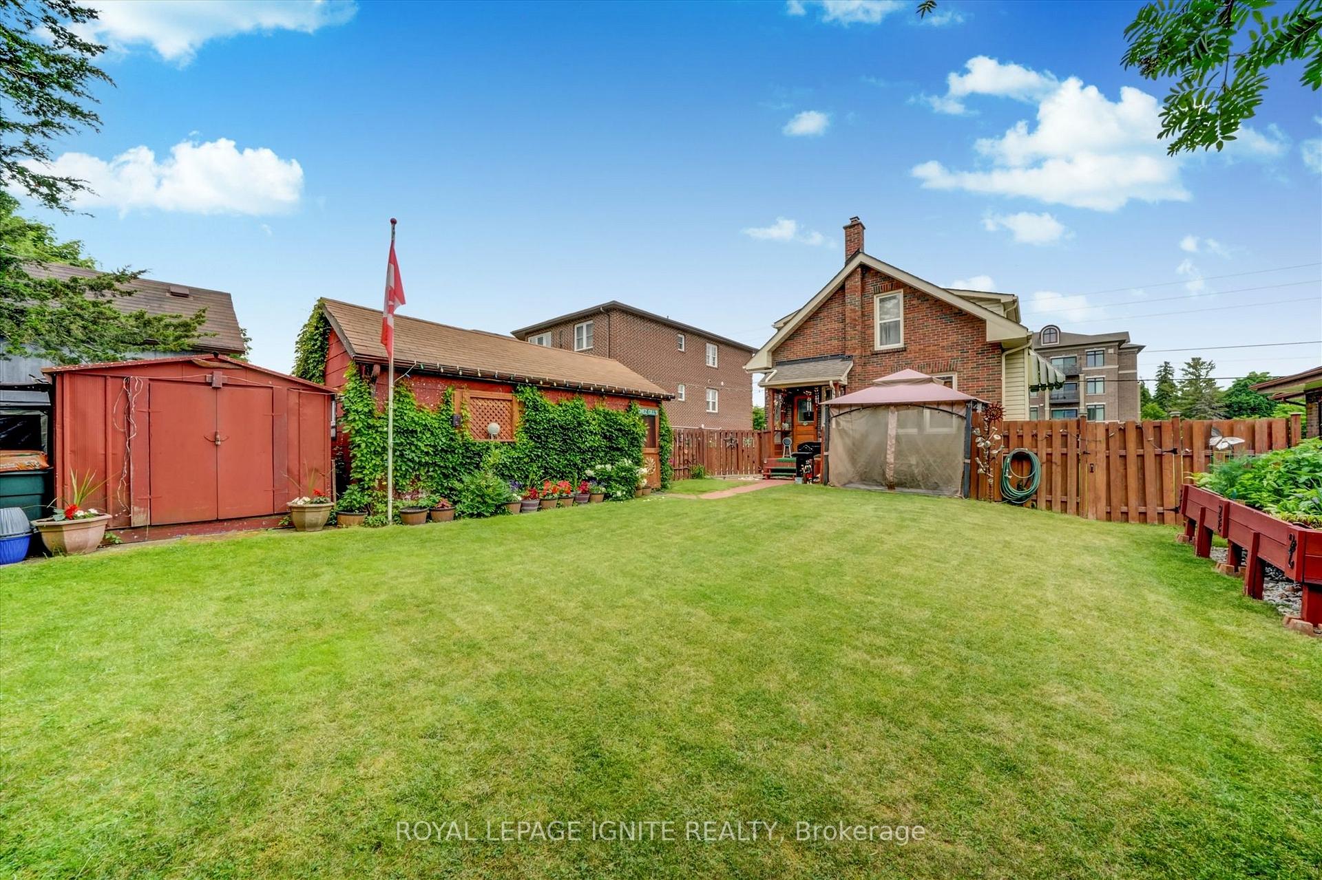Photo 30 of 707 King Street W, Oshawa, Vanier — HOMEH