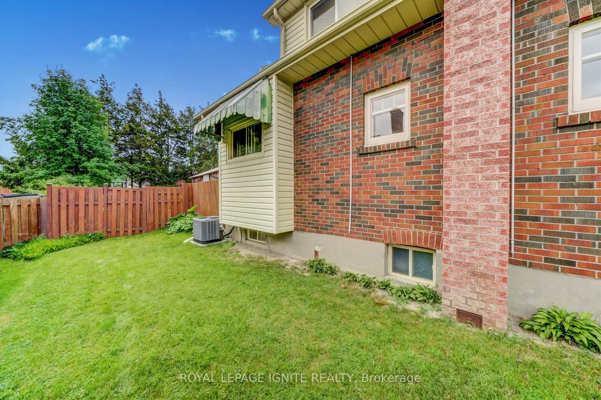 Photo 31 of 707 King Street W, Oshawa, Vanier — HOMEH