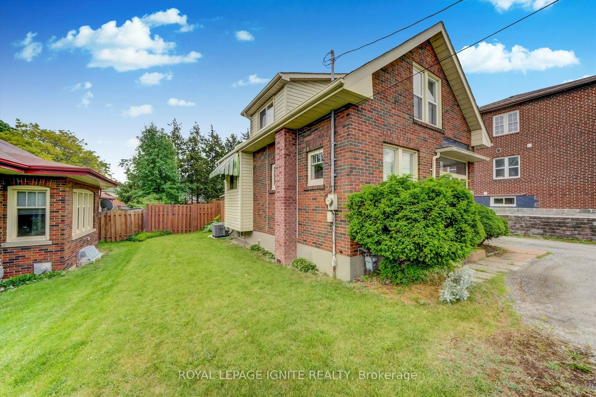 Photo 32 of 707 King Street W, Oshawa, Vanier — HOMEH