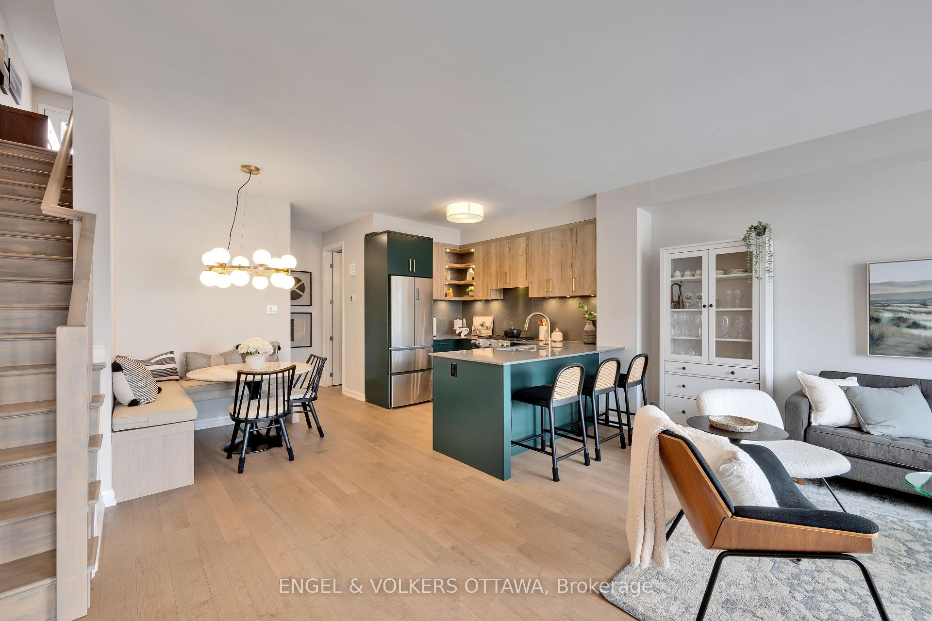 Photo 3 of 1190 Chapman Mills Drive, Ottawa, Barrhaven - Heritage Park — HOMEH