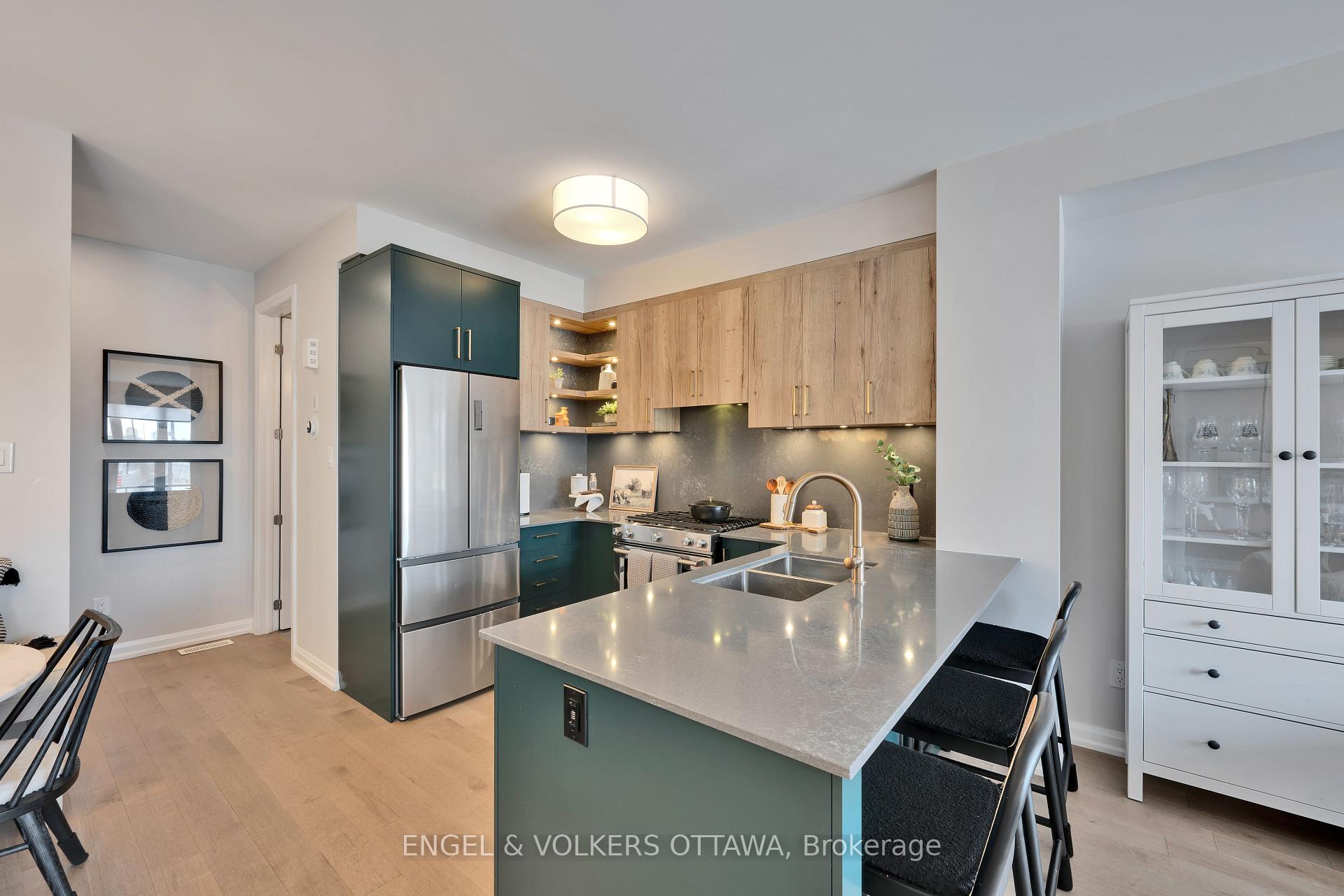 Photo 13 of 1190 Chapman Mills Drive, Ottawa, Barrhaven - Heritage Park — HOMEH