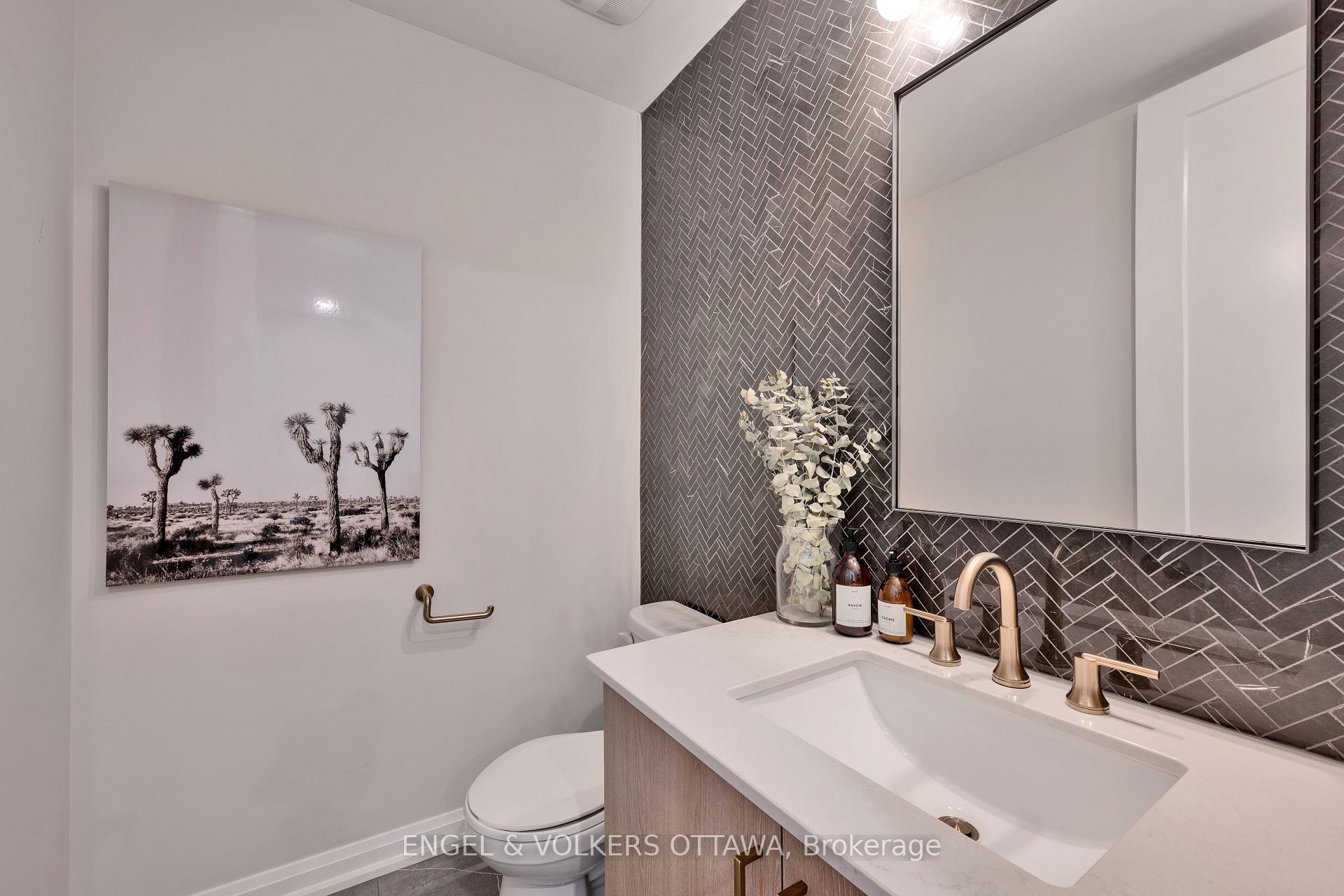 Photo 15 of 1190 Chapman Mills Drive, Ottawa, Barrhaven - Heritage Park — HOMEH