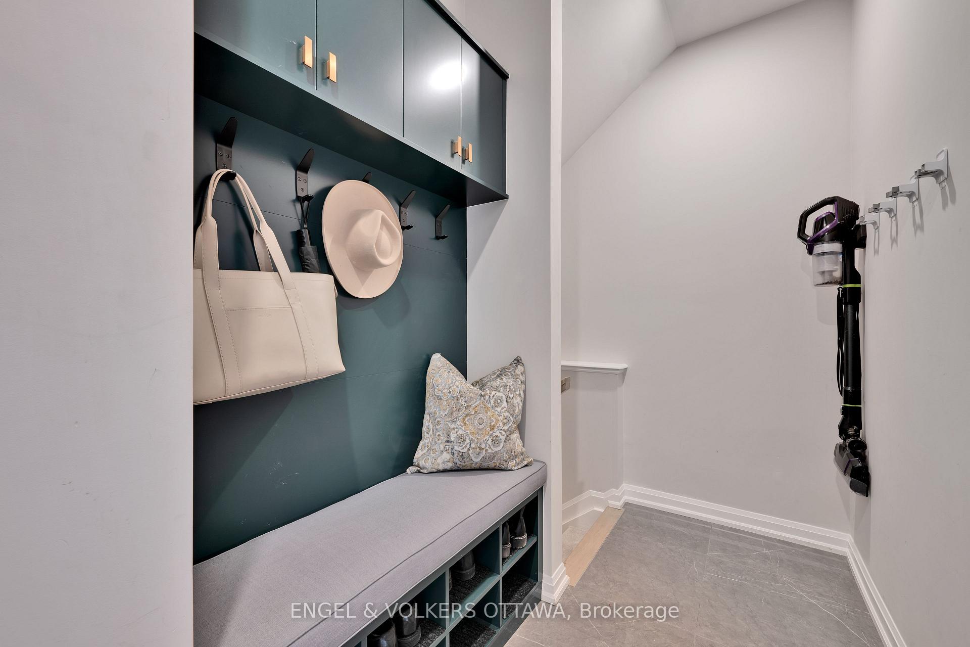Photo 17 of 1190 Chapman Mills Drive, Ottawa, Barrhaven - Heritage Park — HOMEH